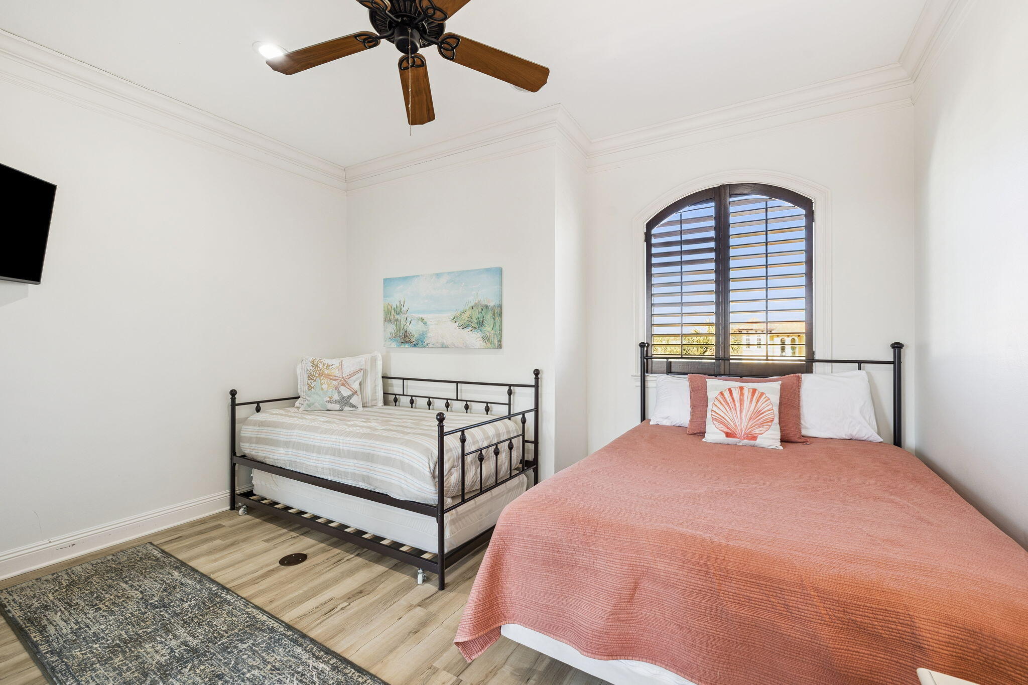 4726 Serendipity Point