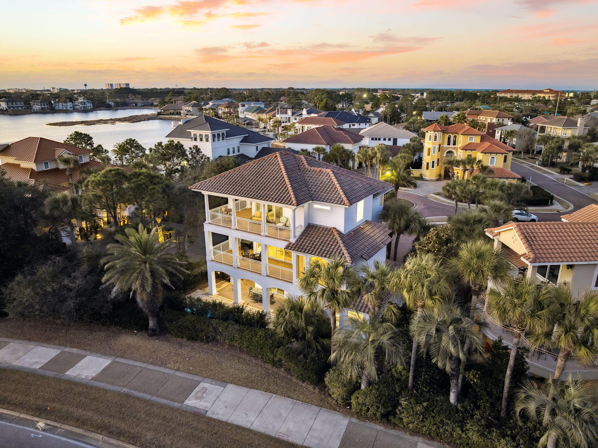 4726 Serendipity Point