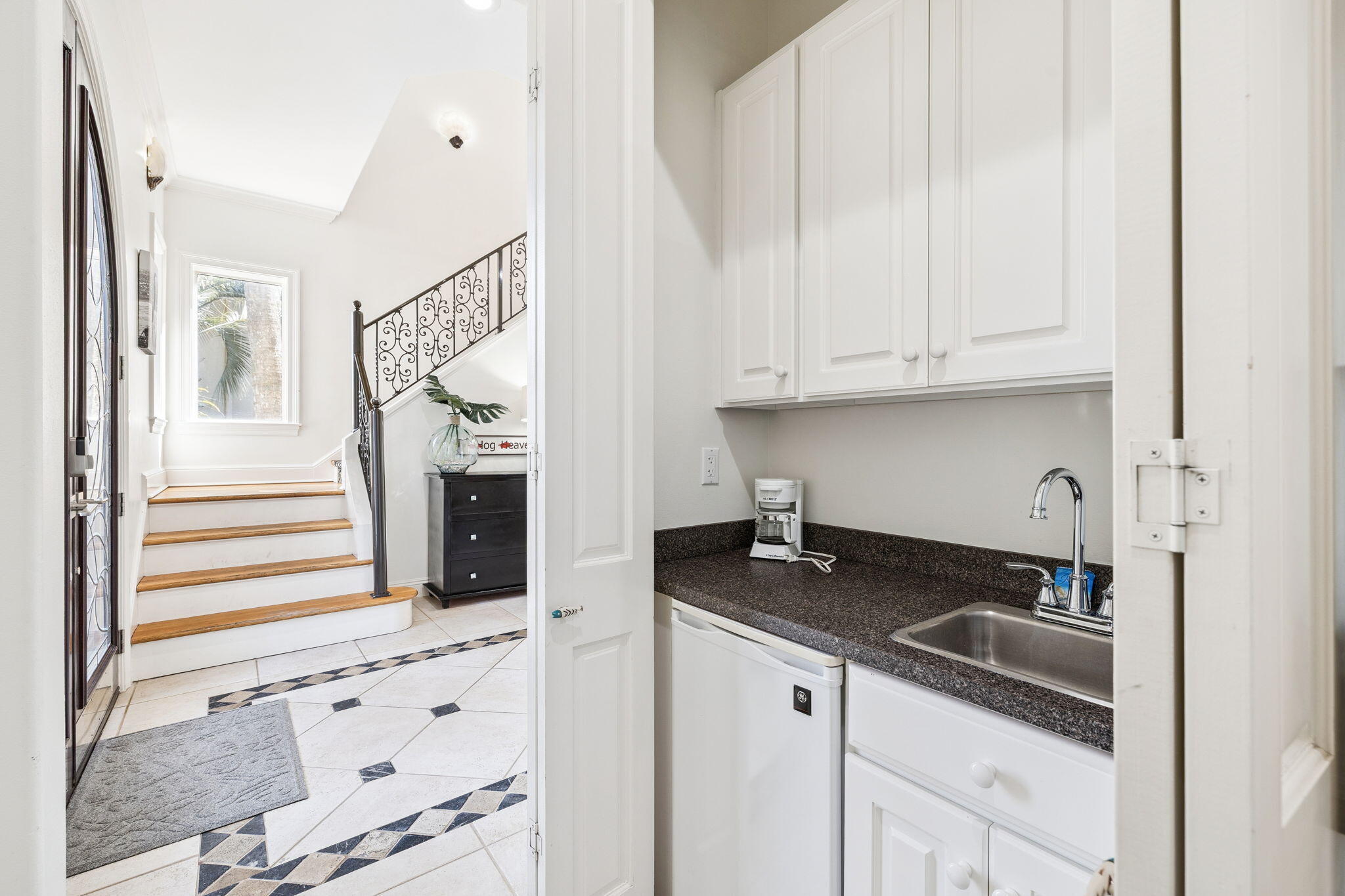 4726 Serendipity Point