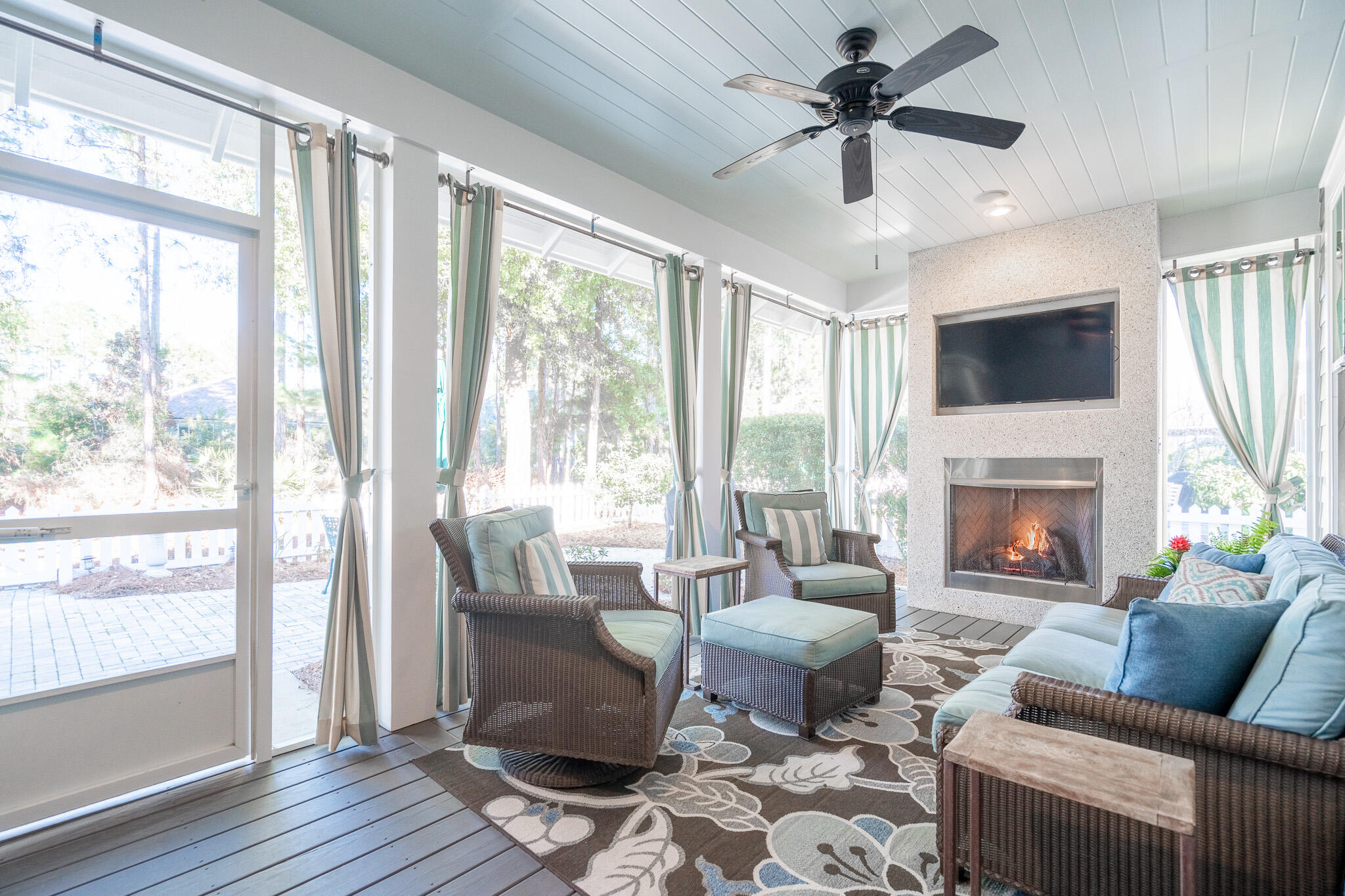 198 Medley Street