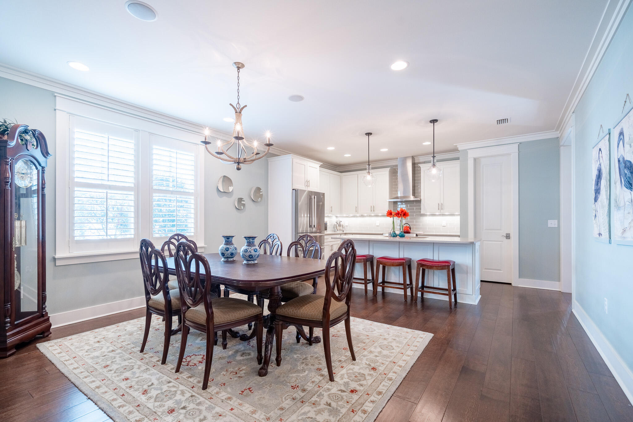 198 Medley Street