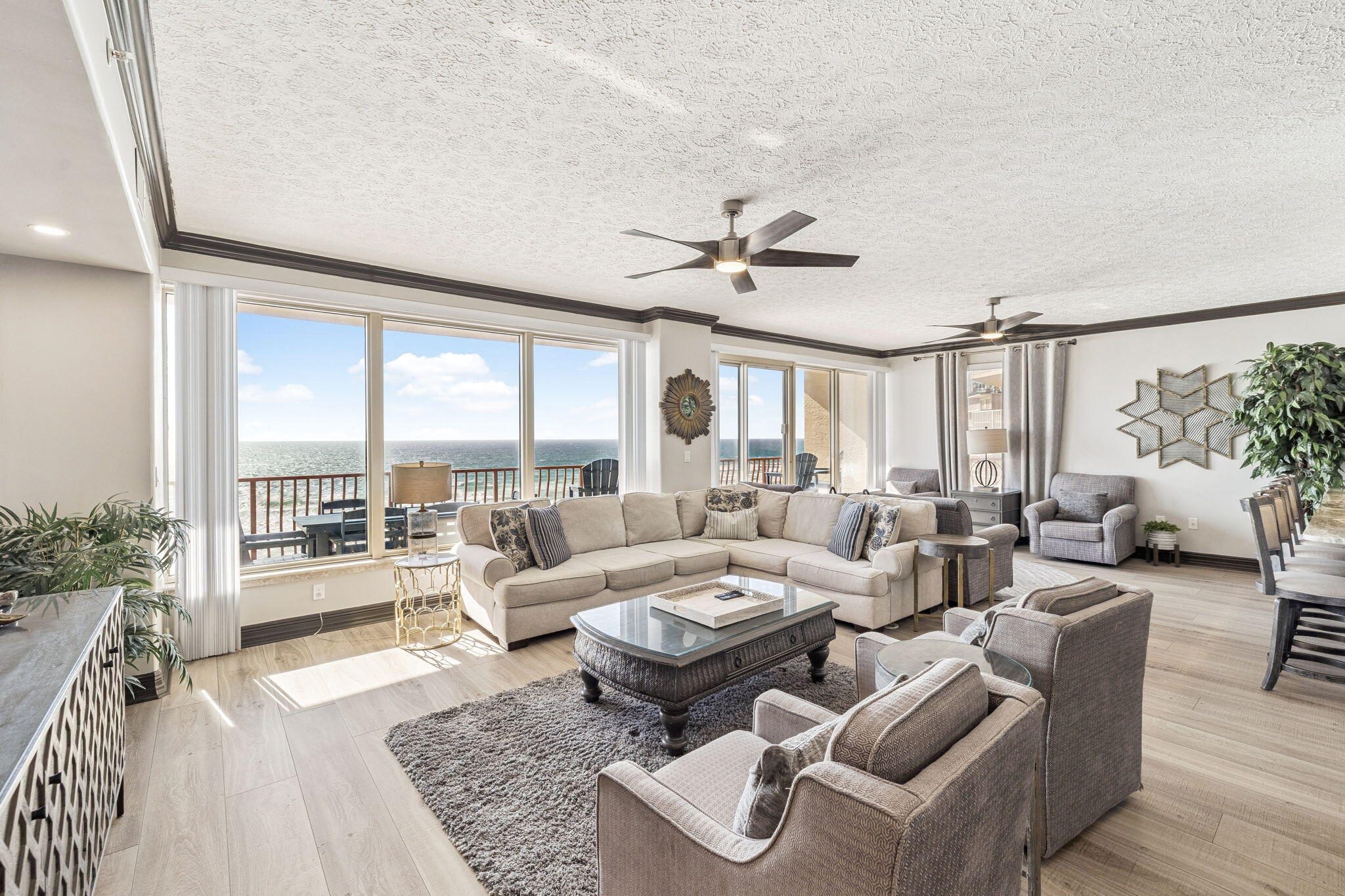 7115 Thomas Drive UNIT 901