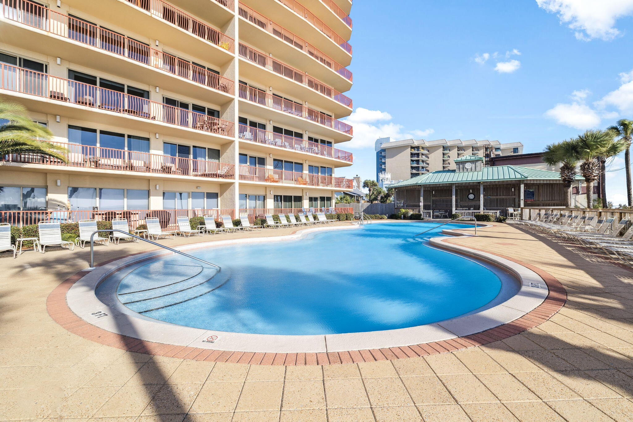 7115 Thomas Drive UNIT 901