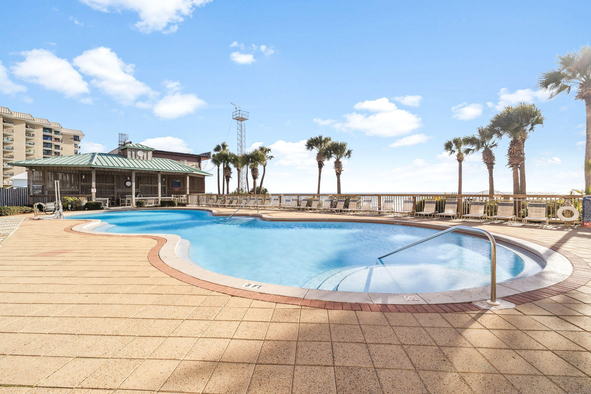 7115 Thomas Drive UNIT 901