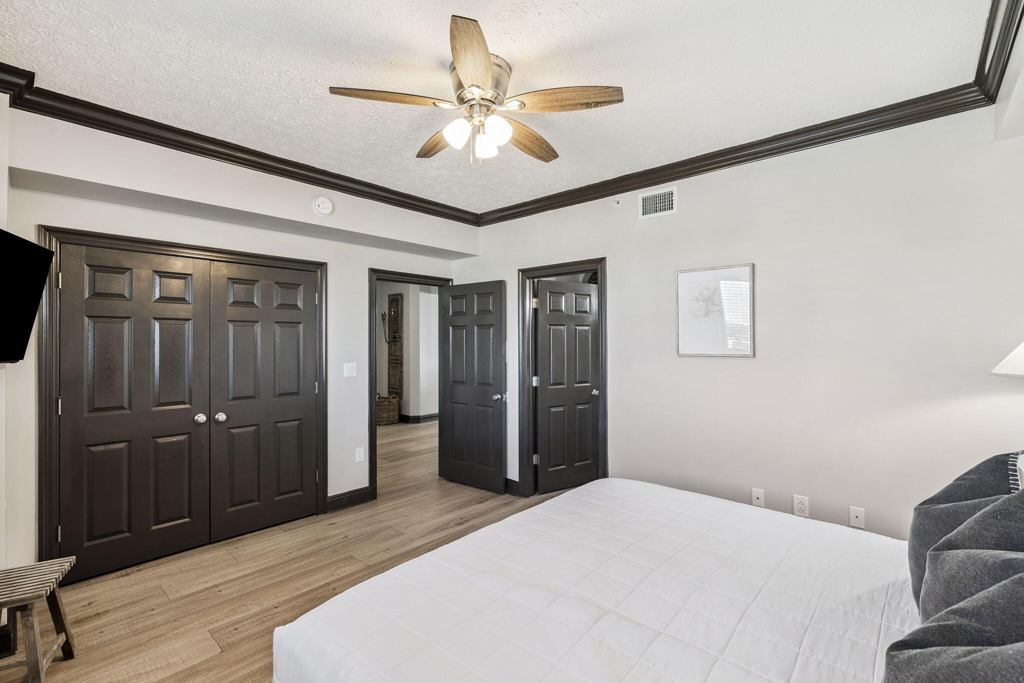 7115 Thomas Drive UNIT 901