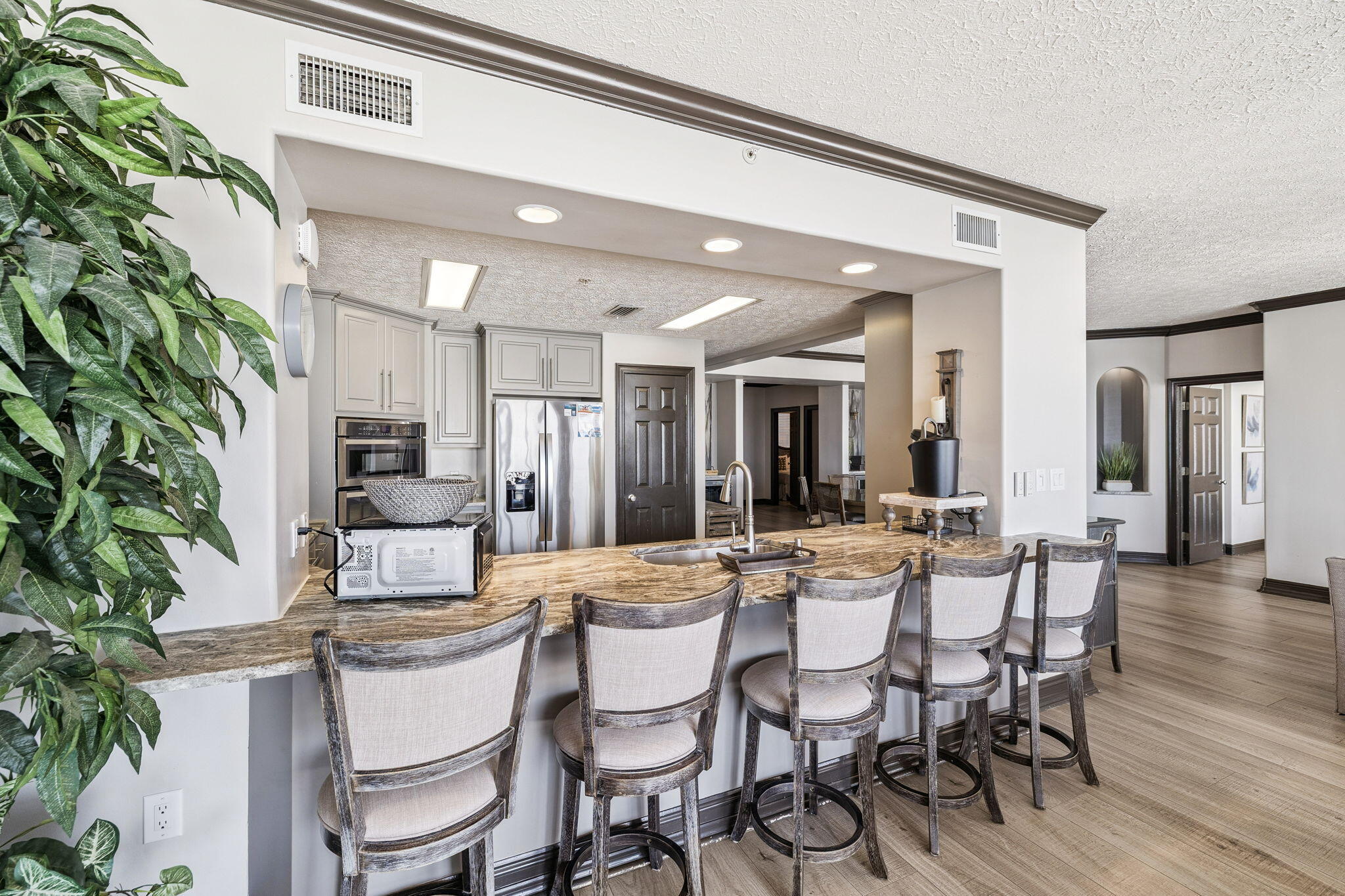 7115 Thomas Drive UNIT 901