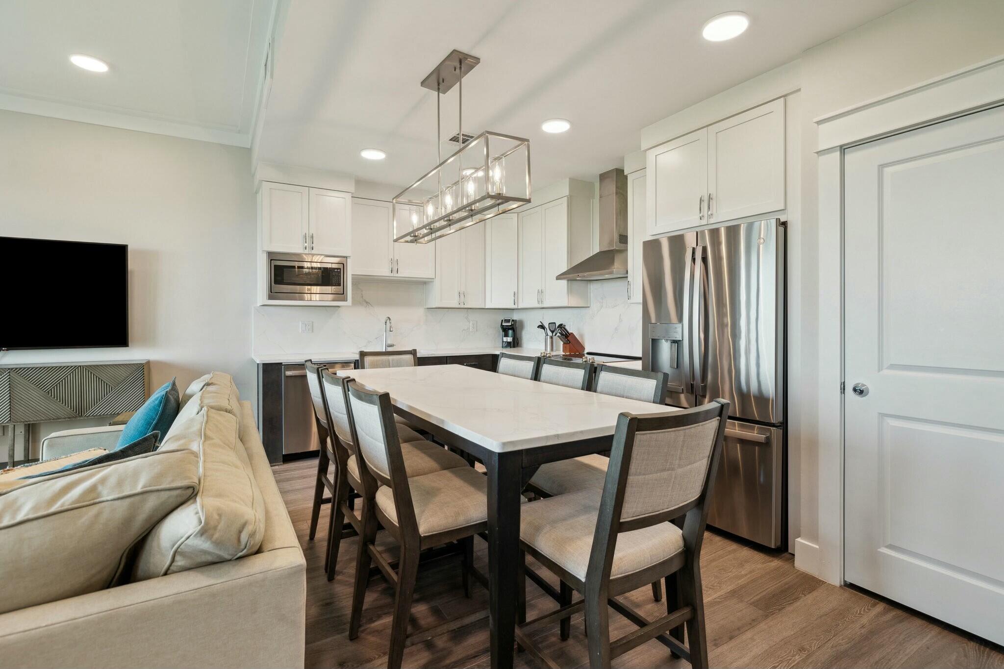 202 Henderson Resort Way 1204