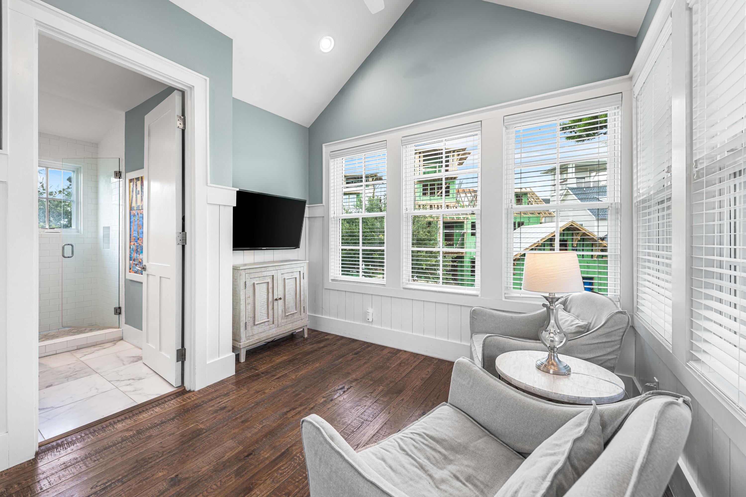 34 N Watch Tower Lane