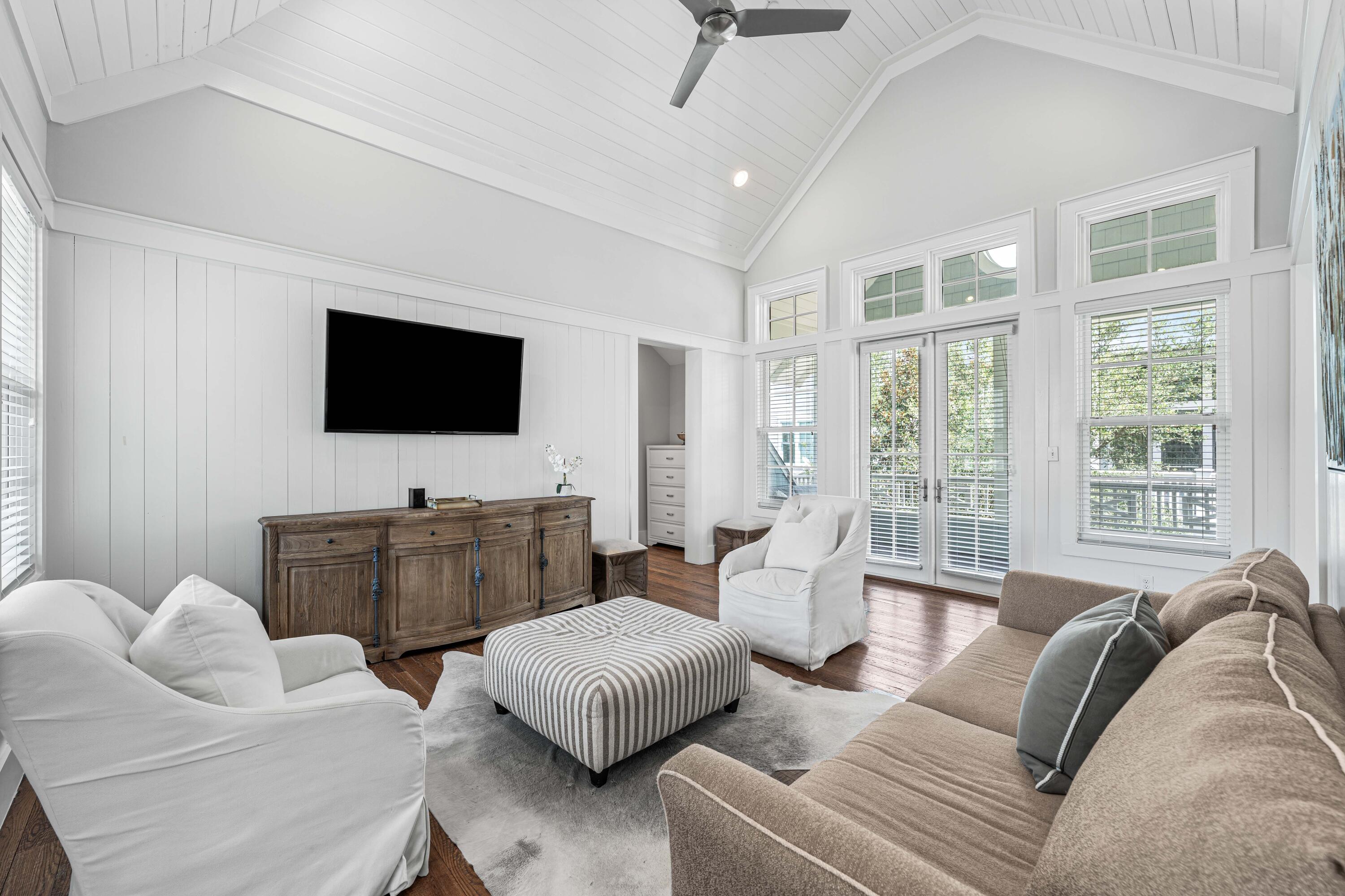 34 N Watch Tower Lane