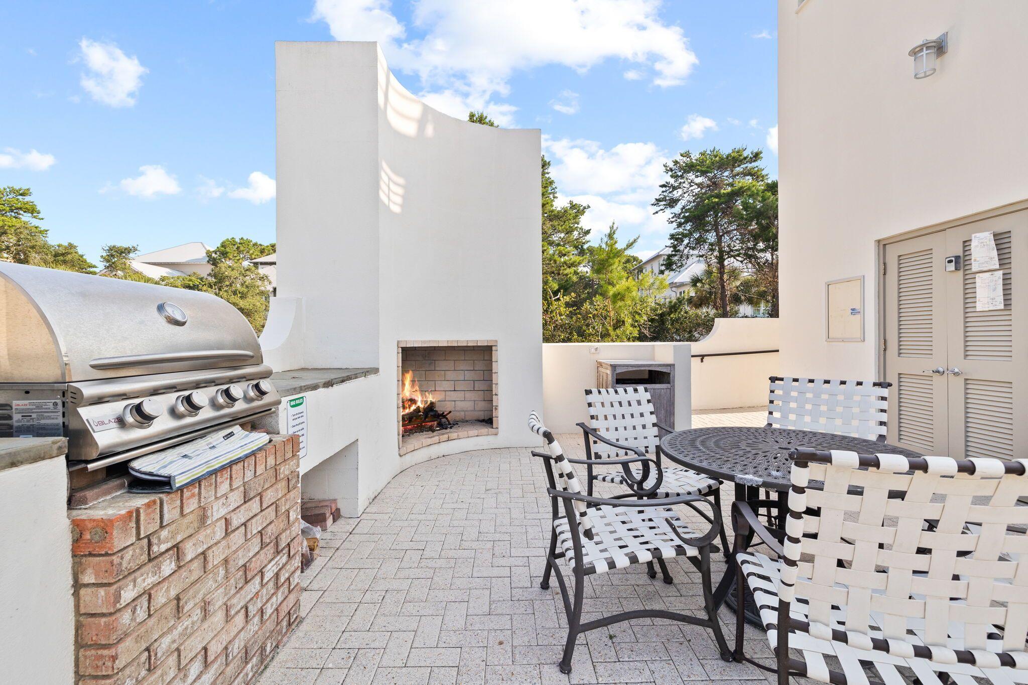 15 Sand Oaks Circle