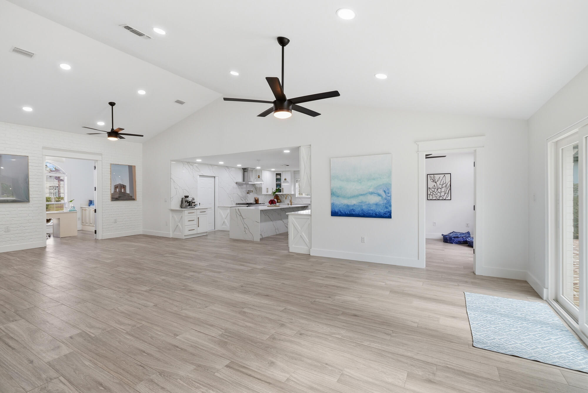 1042 Driftwood Point Road