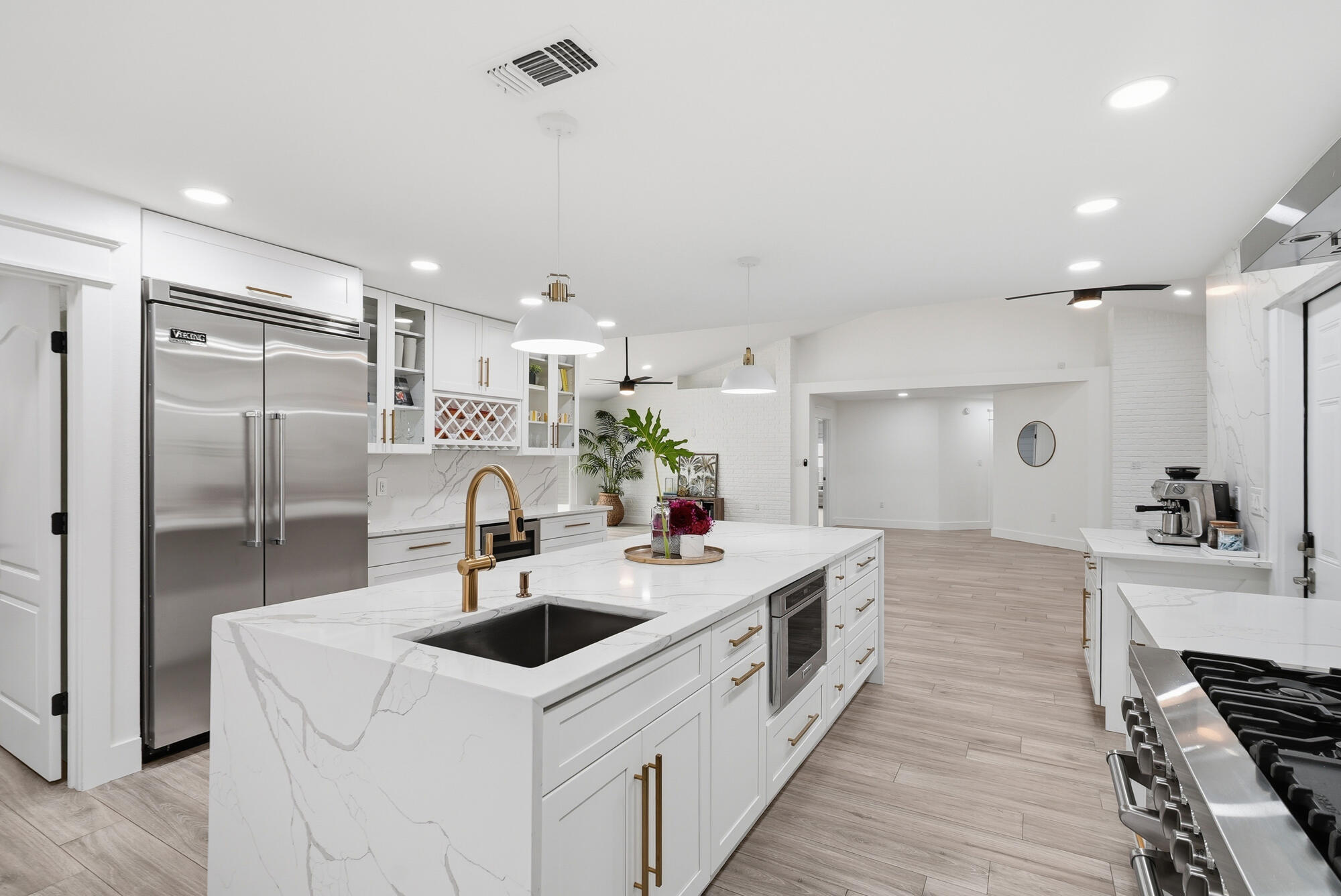 1042 Driftwood Point Road