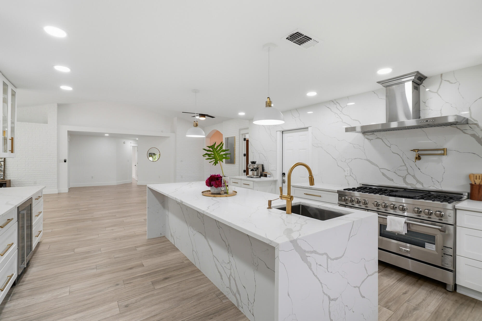 1042 Driftwood Point Road