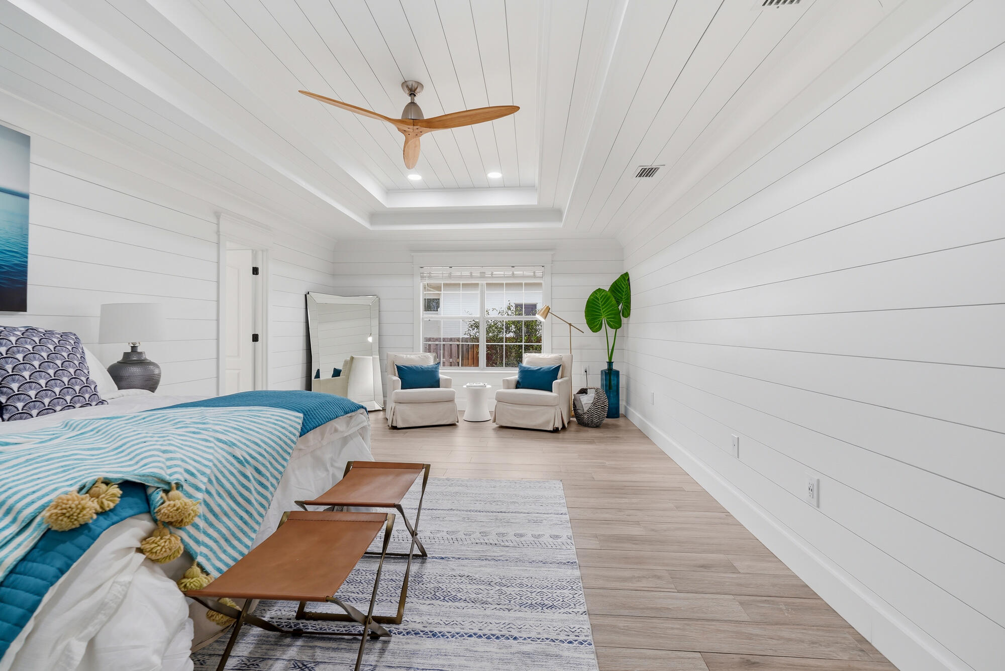 1042 Driftwood Point Road
