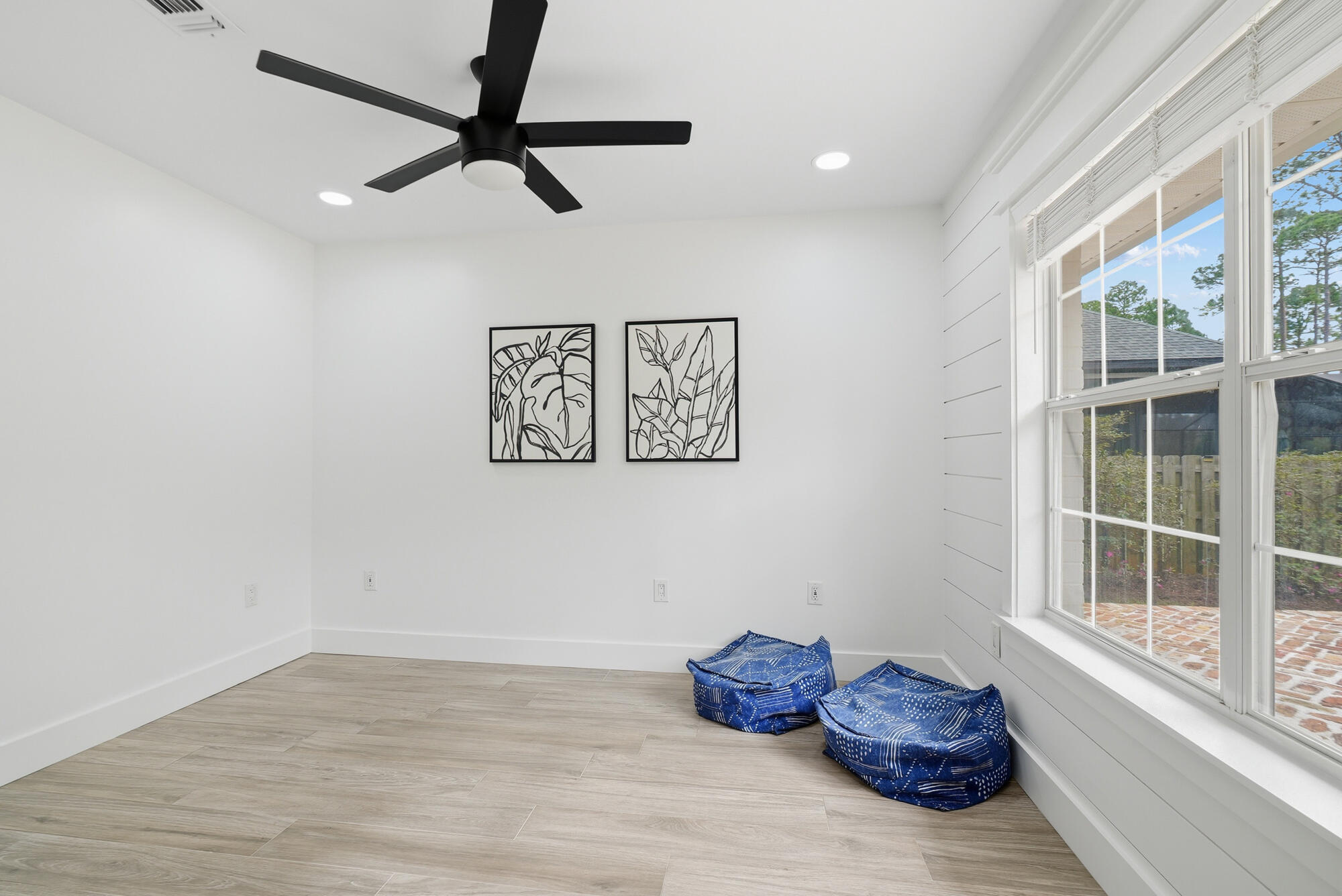 1042 Driftwood Point Road