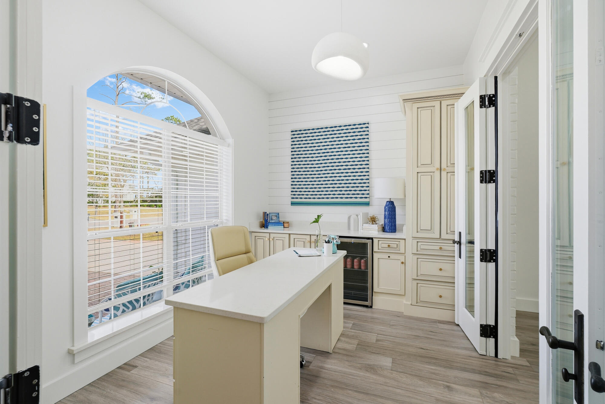 1042 Driftwood Point Road