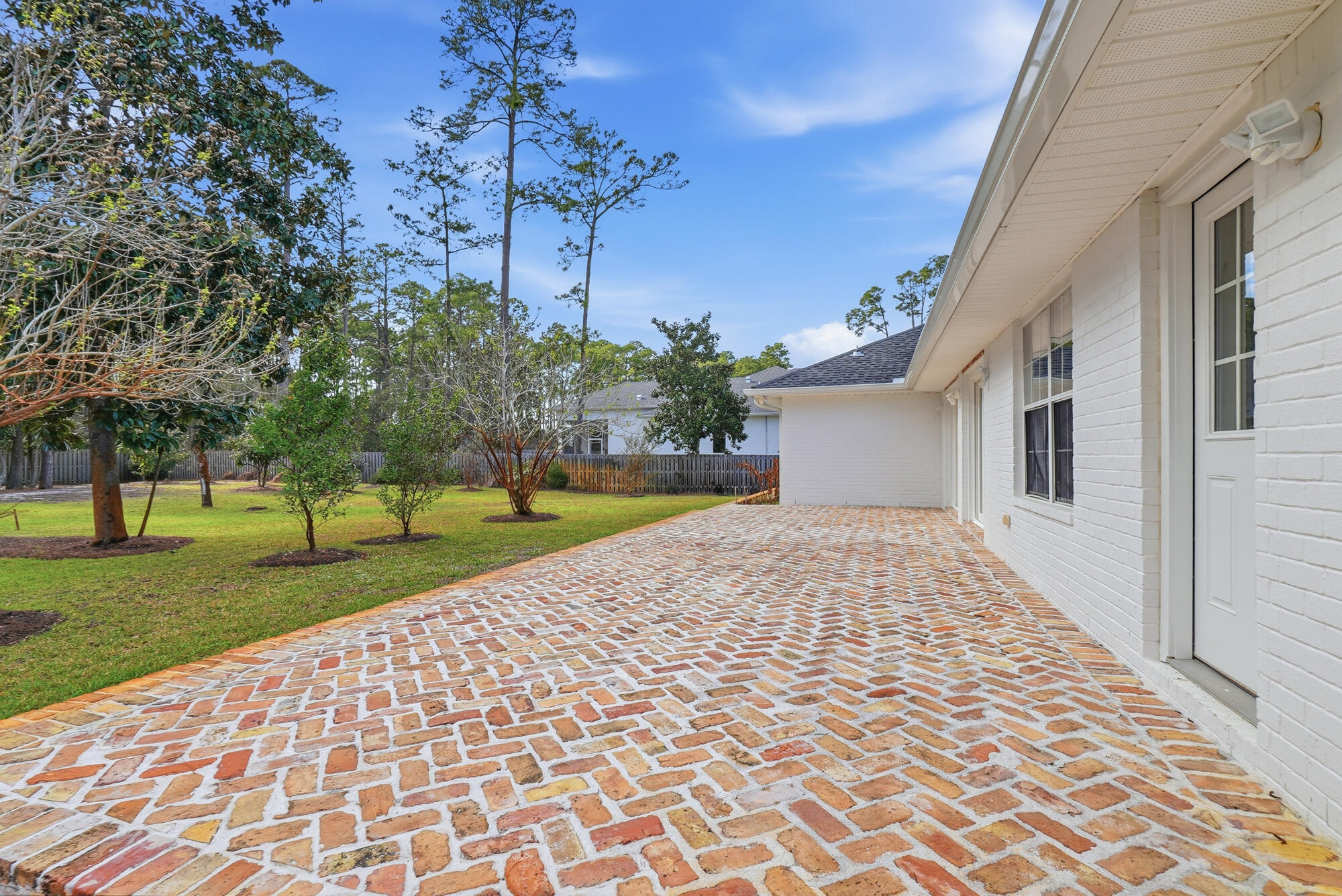 1042 Driftwood Point Road