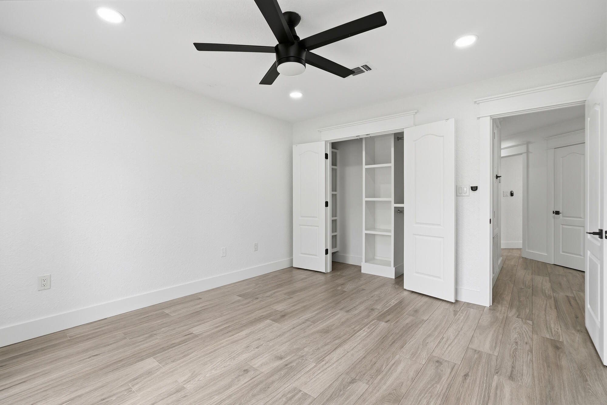 1042 Driftwood Point Road