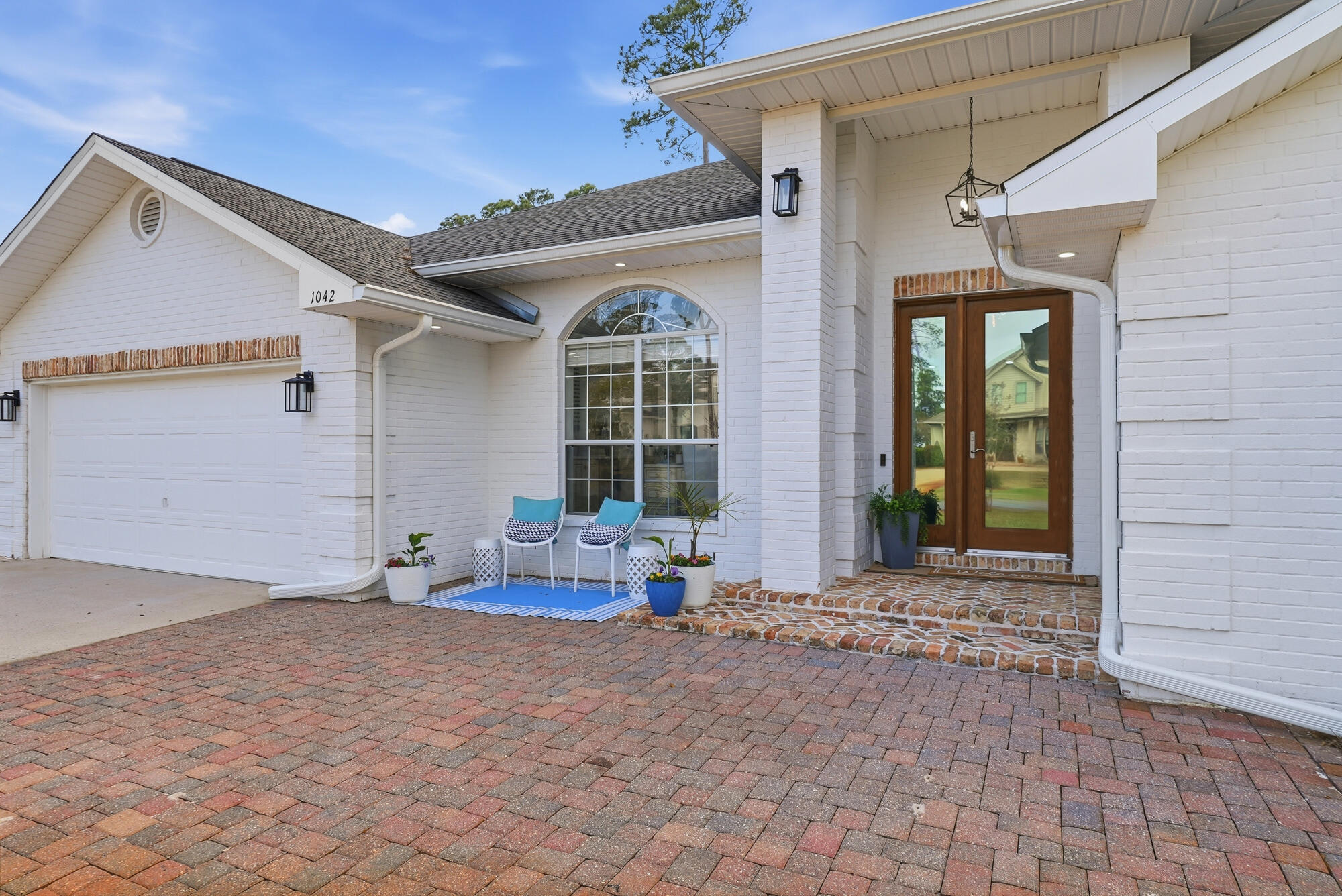 1042 Driftwood Point Road