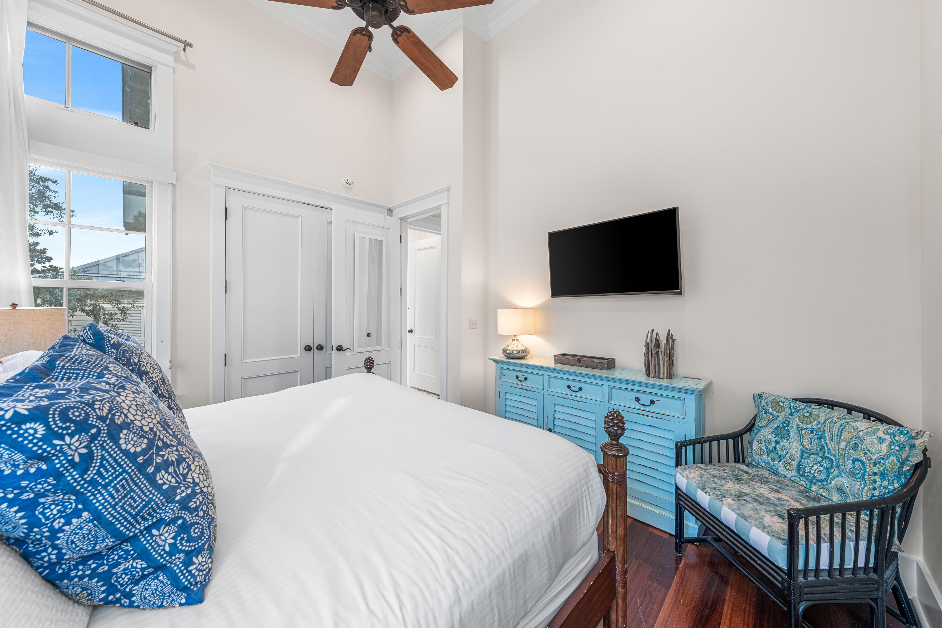 81 Western Lake Drive