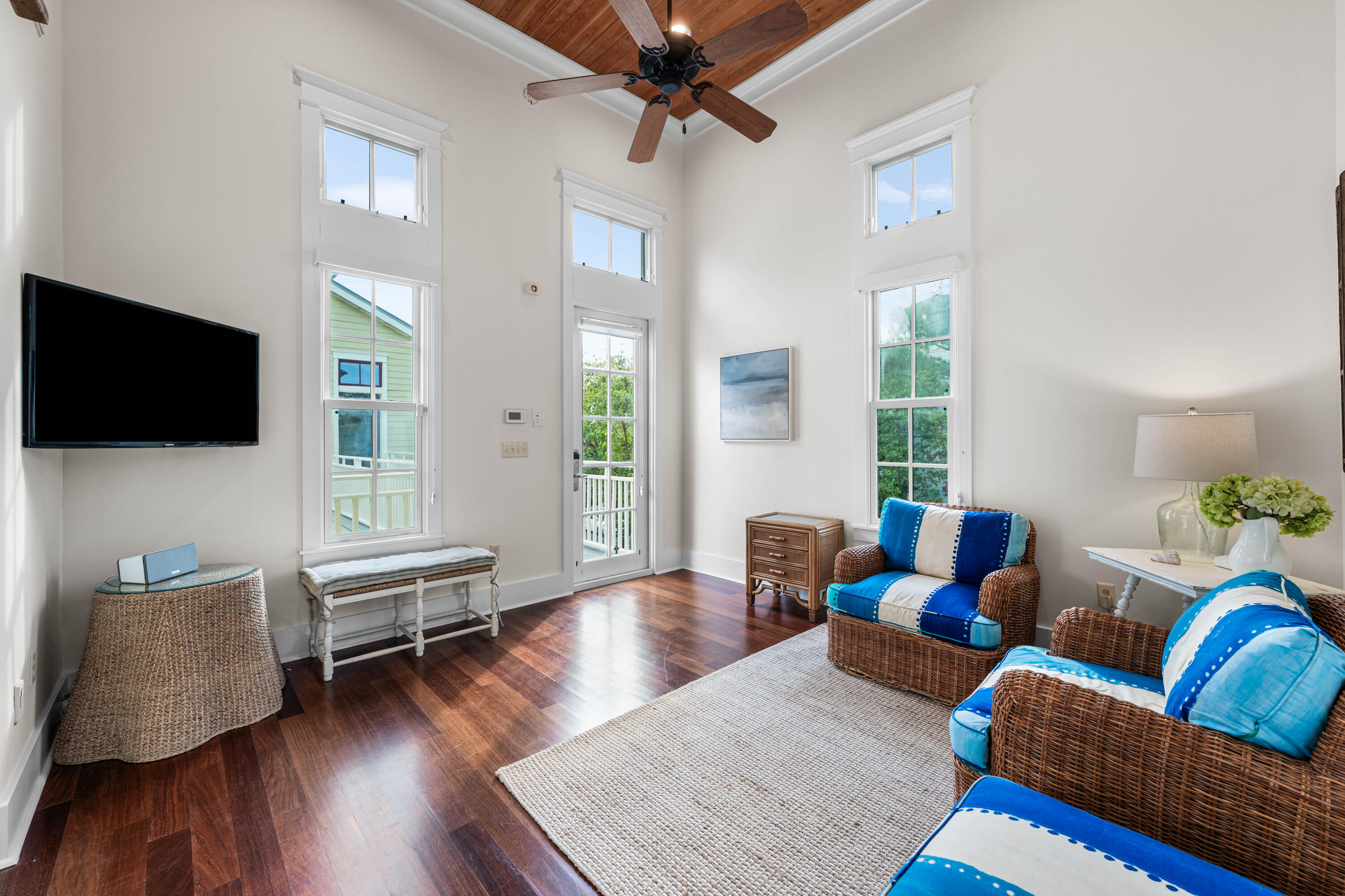 81 Western Lake Drive