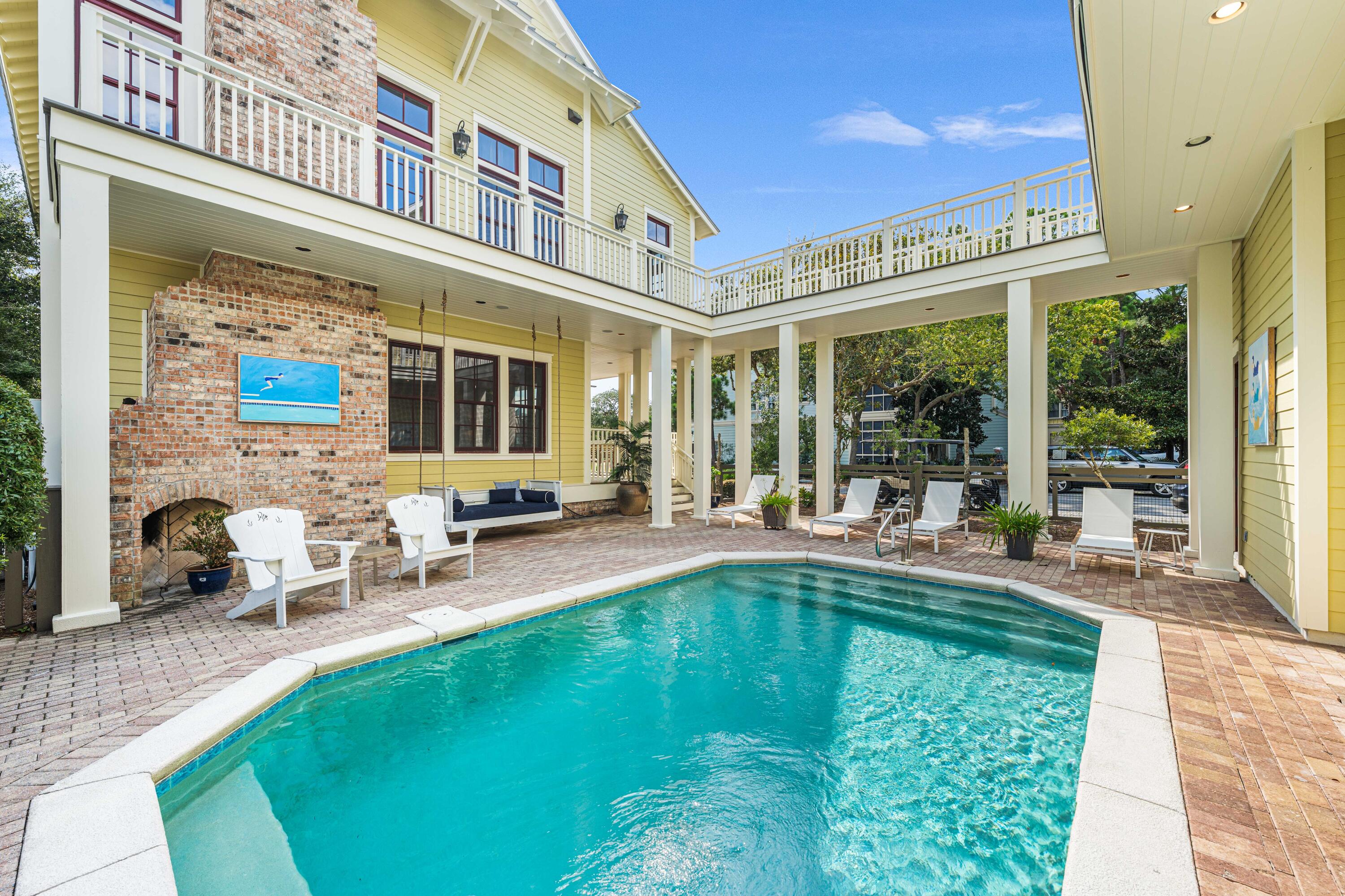 81 Western Lake Drive