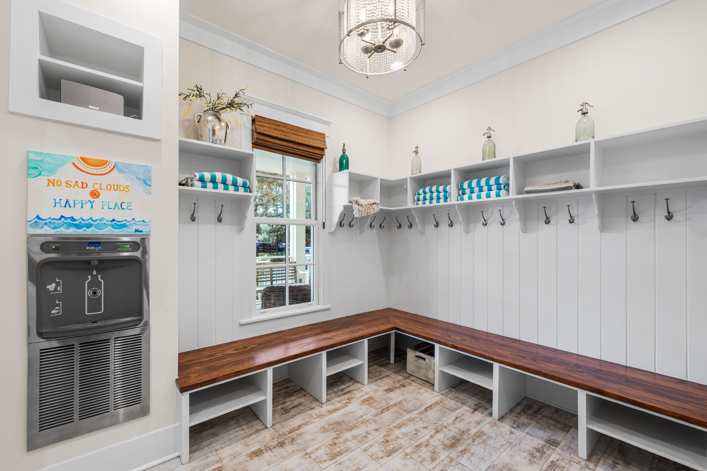 81 Western Lake Drive