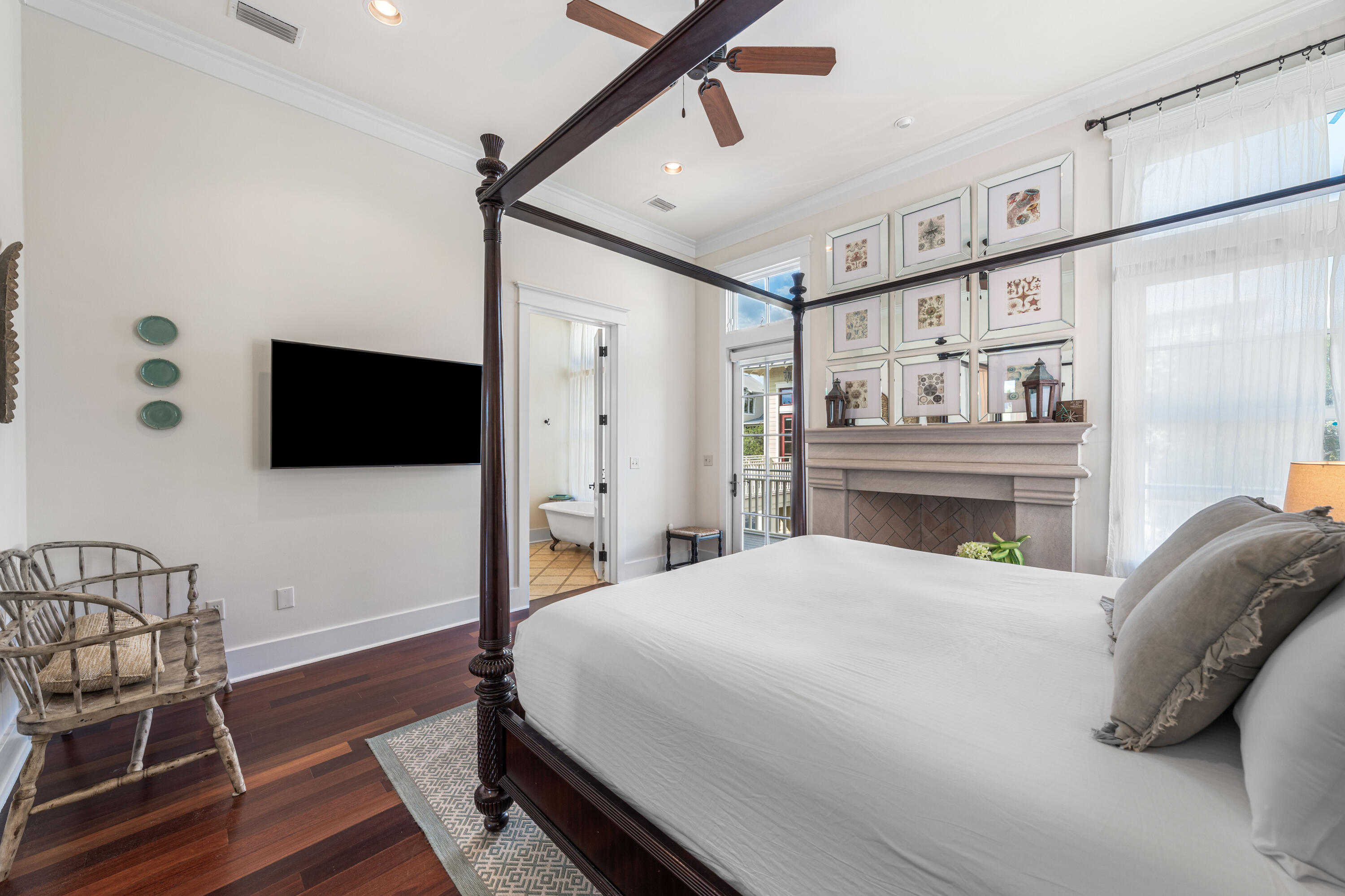 81 Western Lake Drive