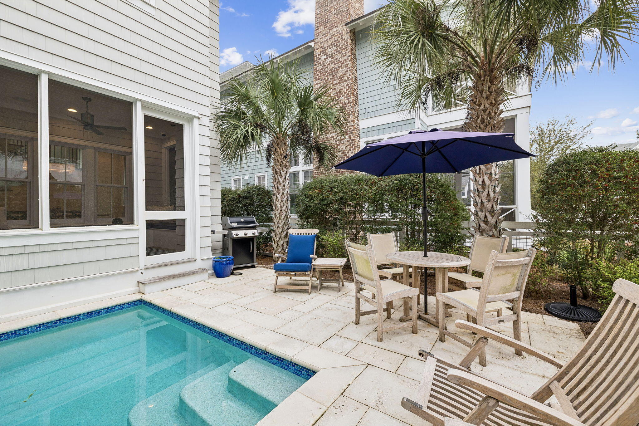 17 Compass Point Way