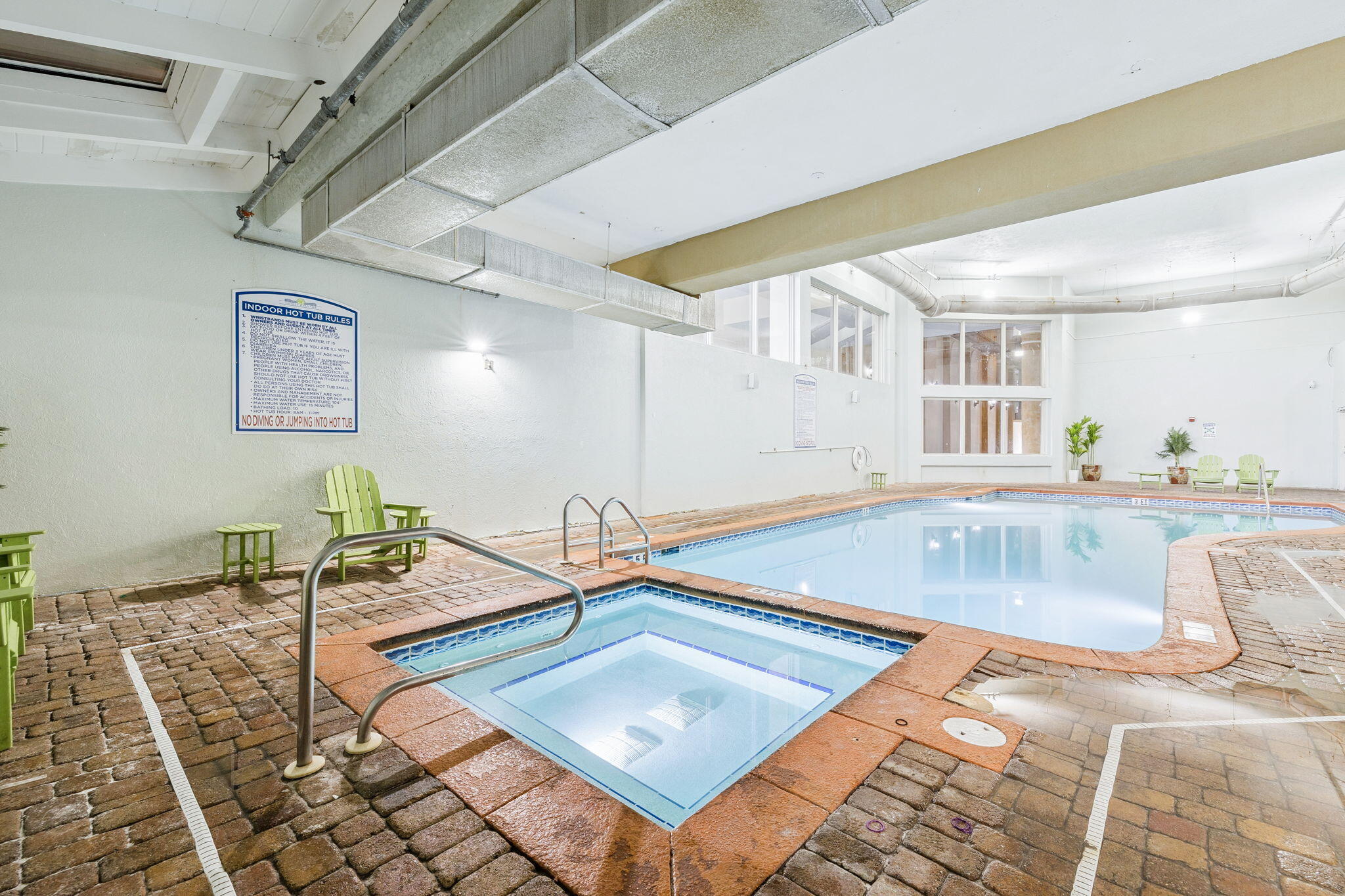 9900 S Thomas Drive UNIT 2011