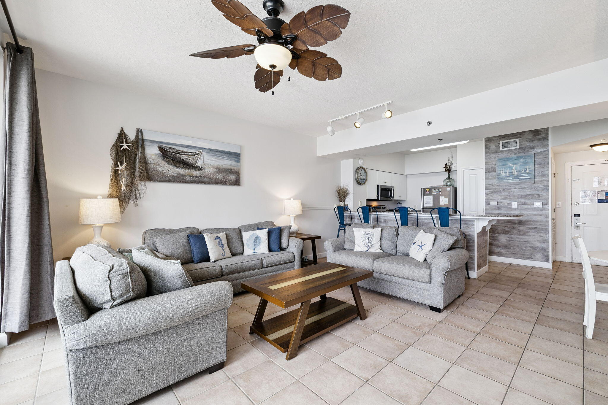 9900 S Thomas Drive UNIT 2011