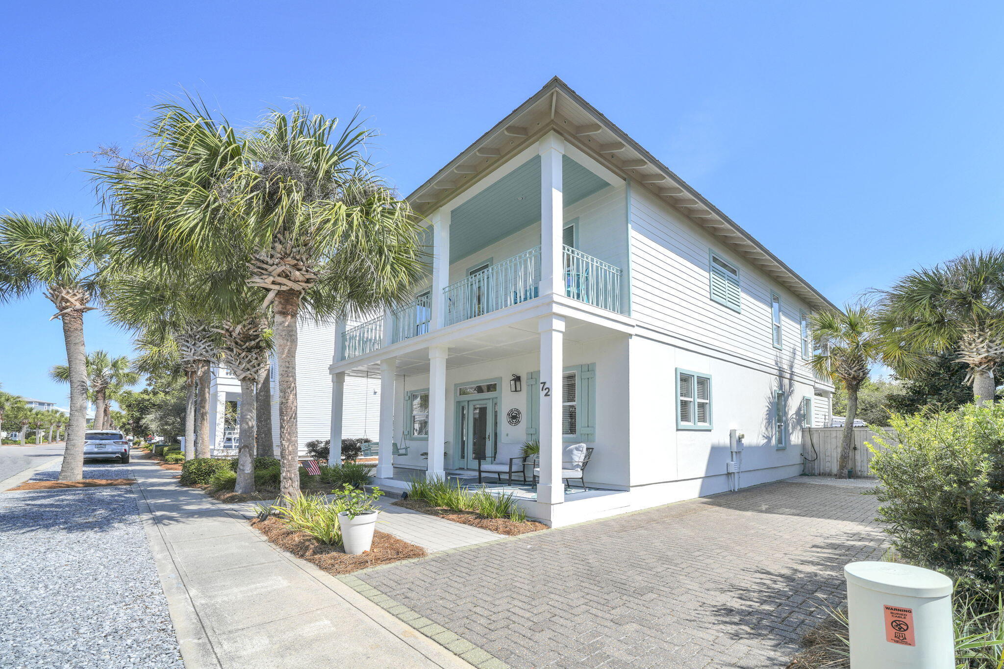 72 W Blue Crab Loop
