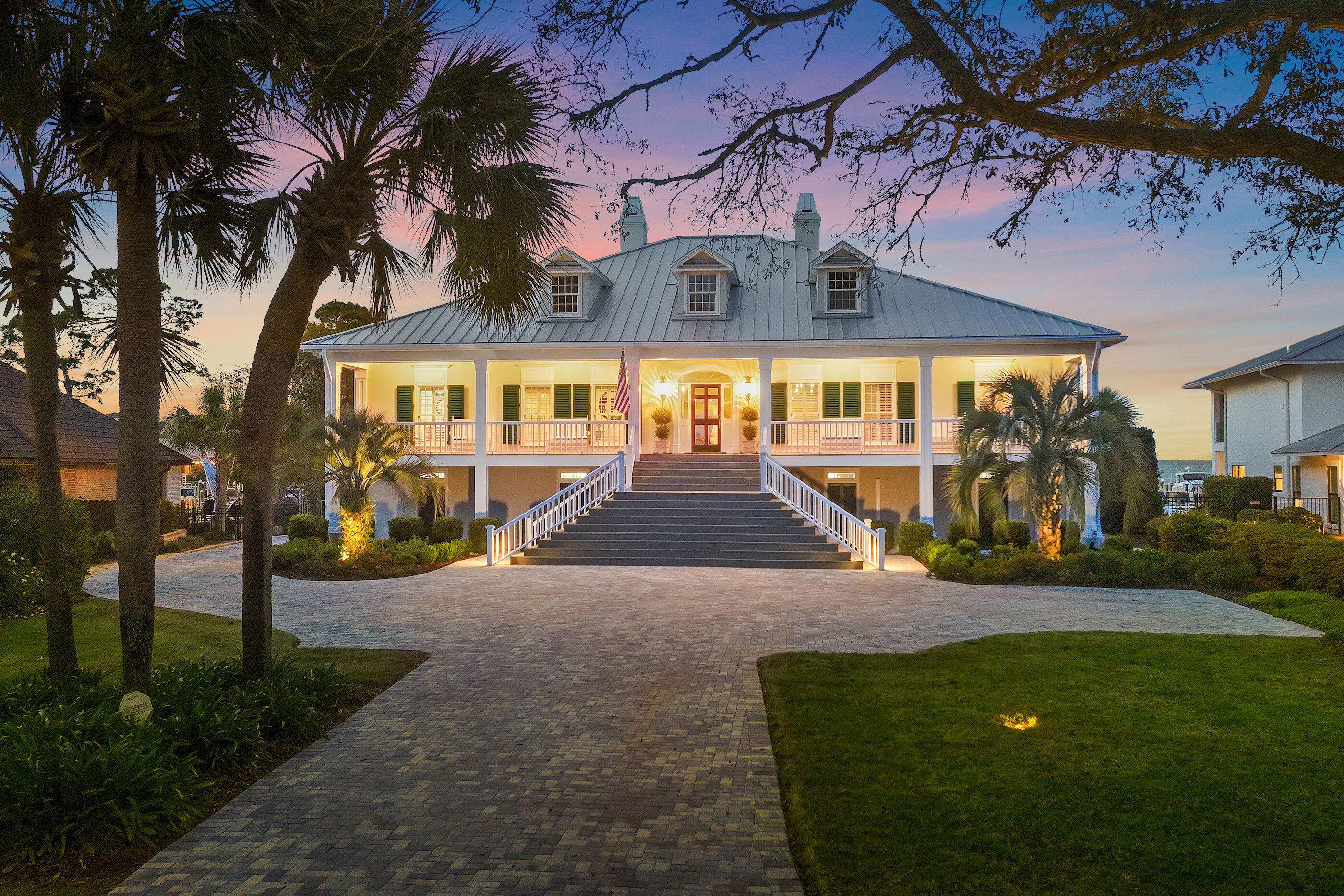124 Indian Bayou Drive