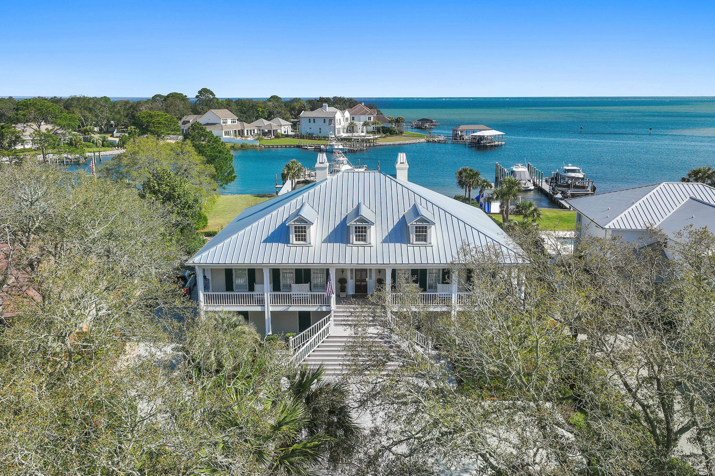124 Indian Bayou Drive