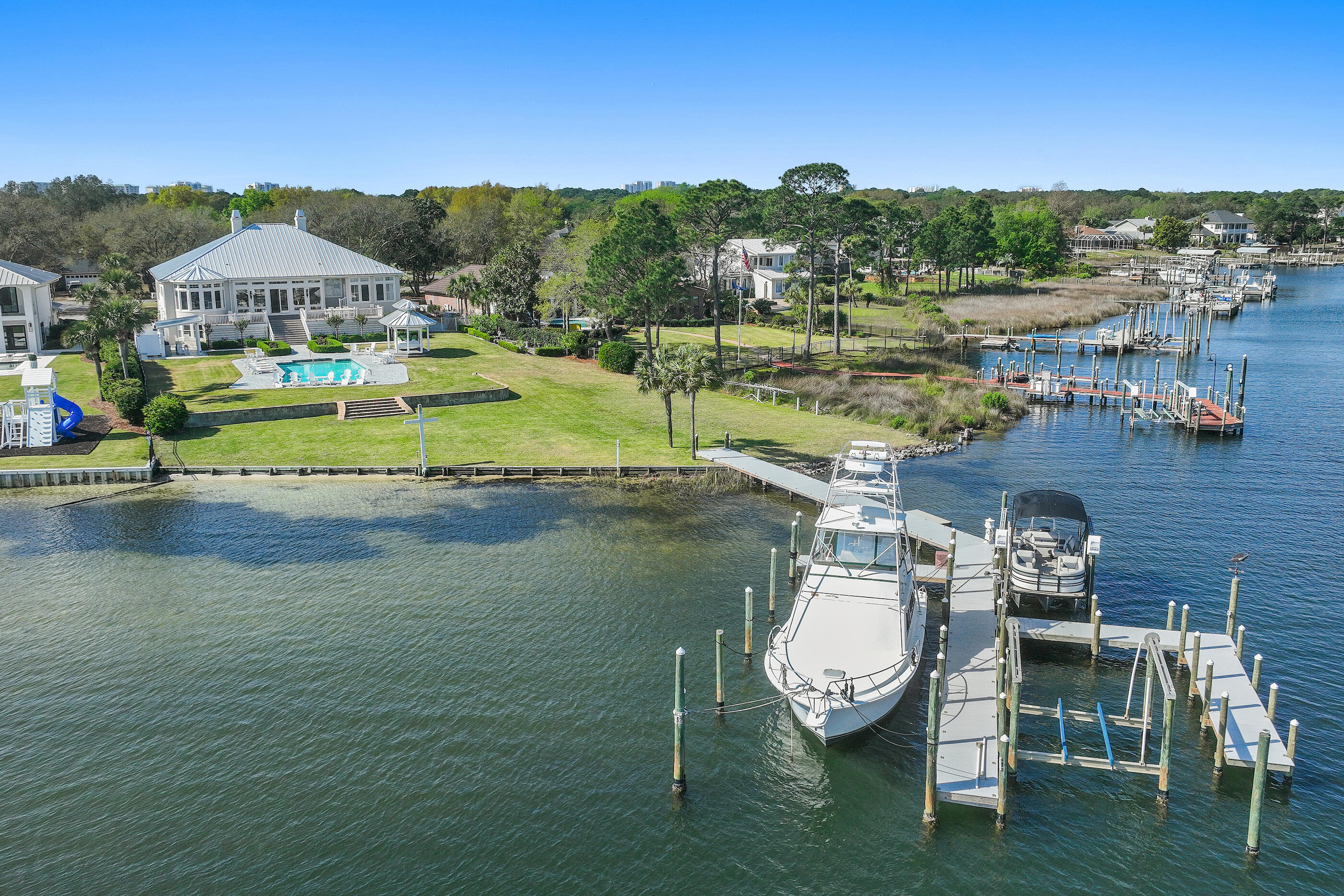 124 Indian Bayou Drive