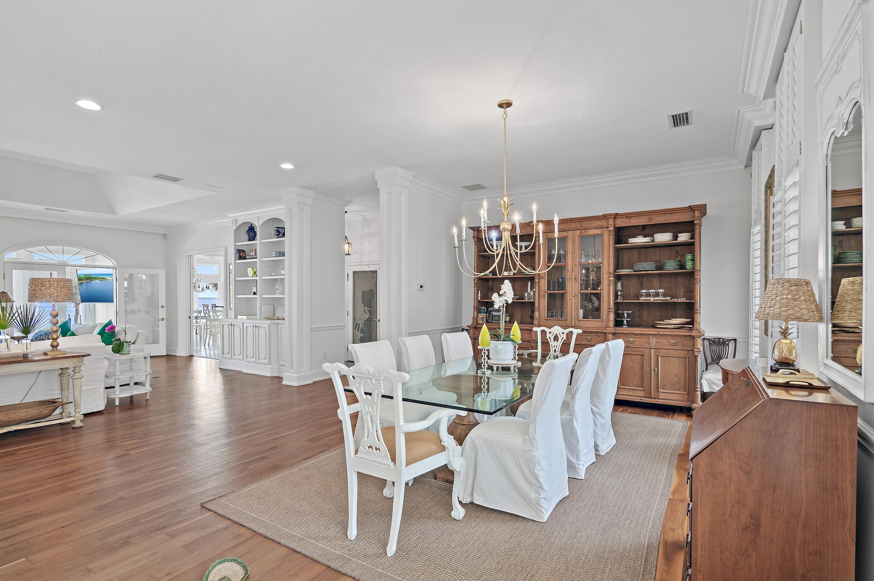 124 Indian Bayou Drive
