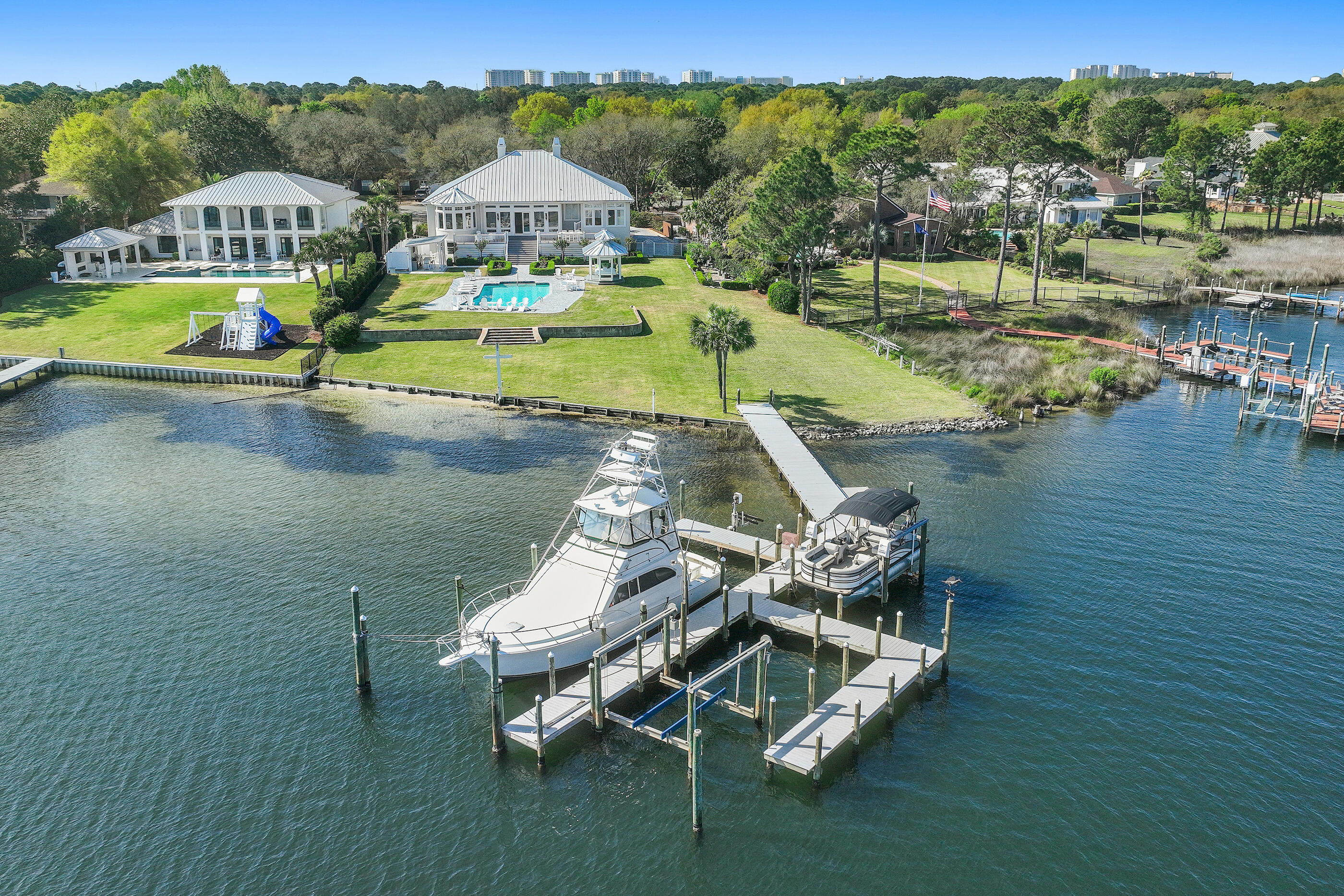 124 Indian Bayou Drive