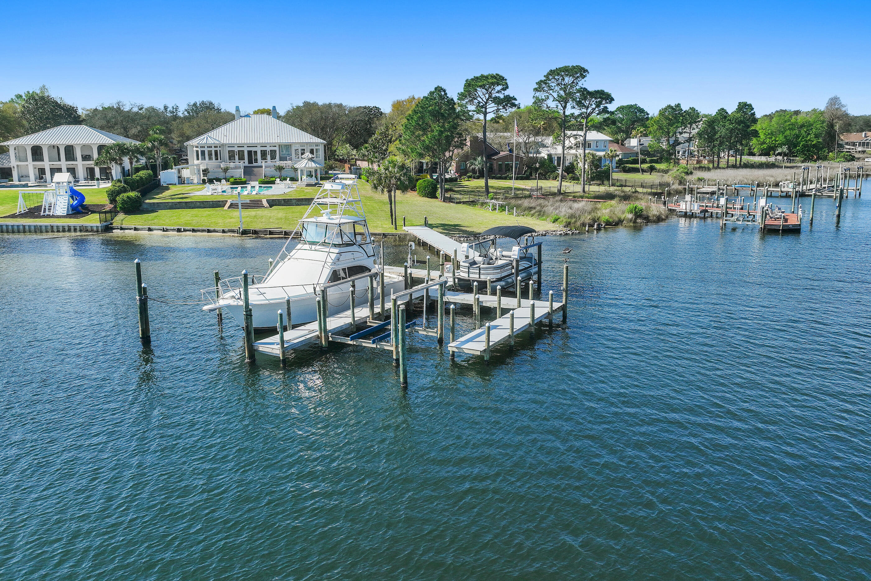 124 Indian Bayou Drive