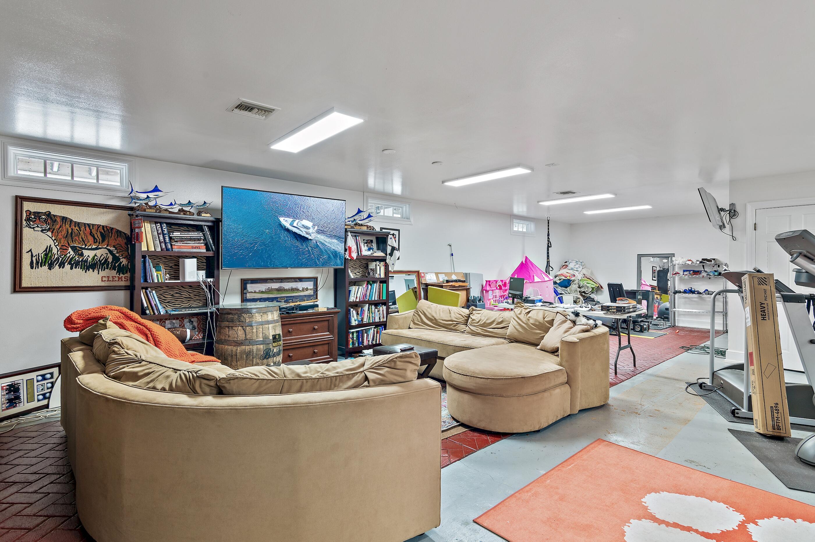 124 Indian Bayou Drive