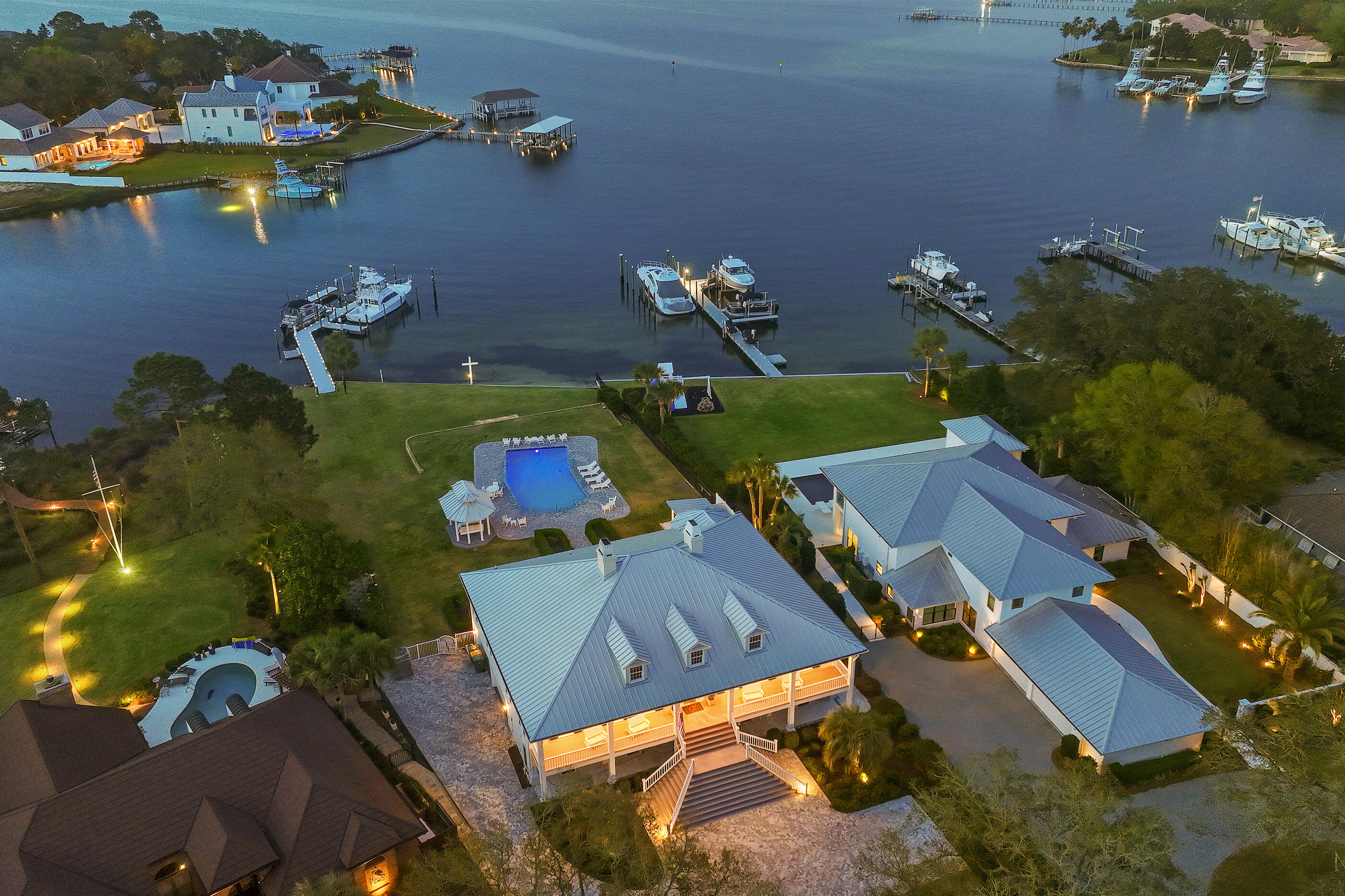 124 Indian Bayou Drive