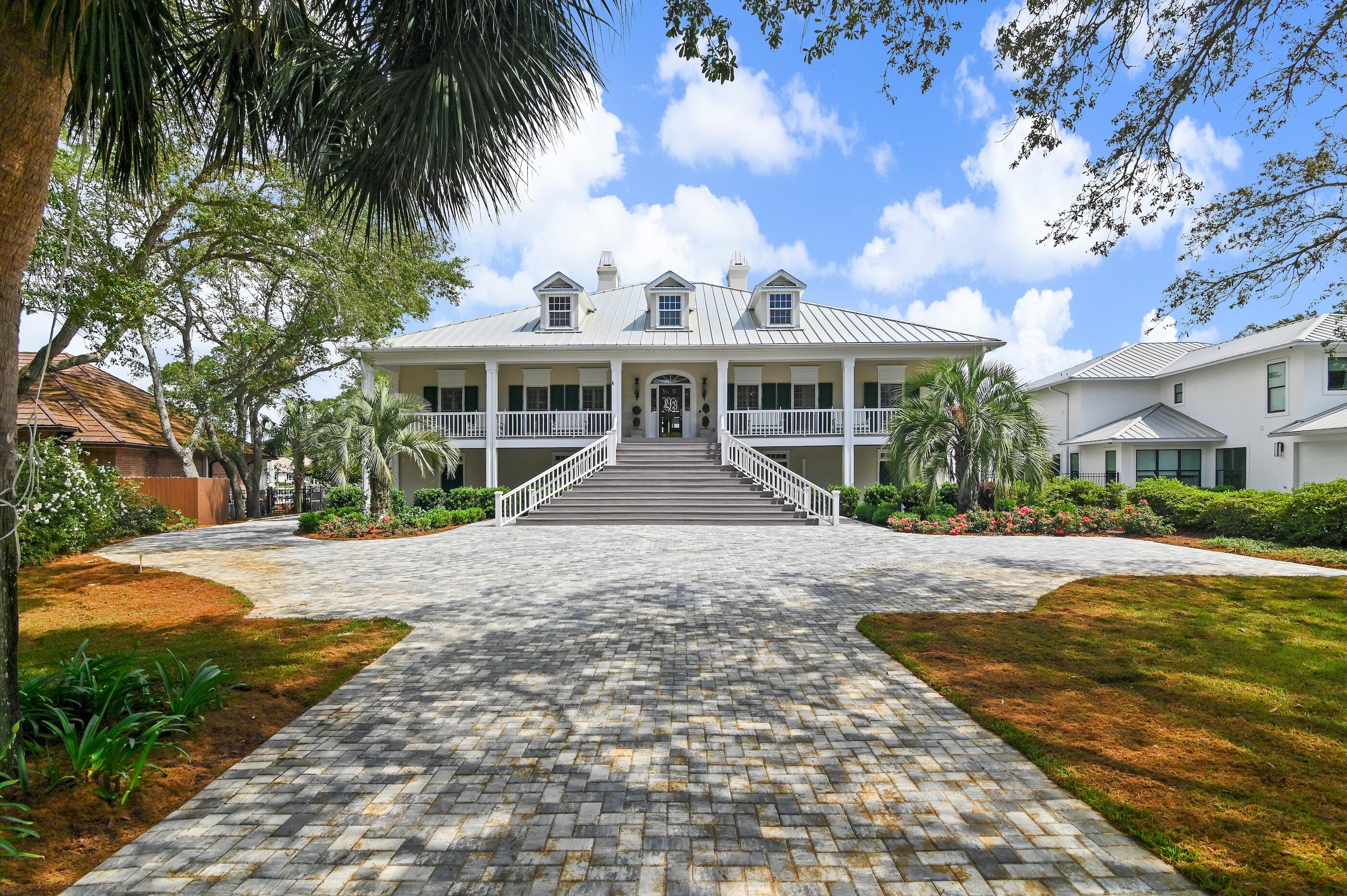 124 Indian Bayou Drive