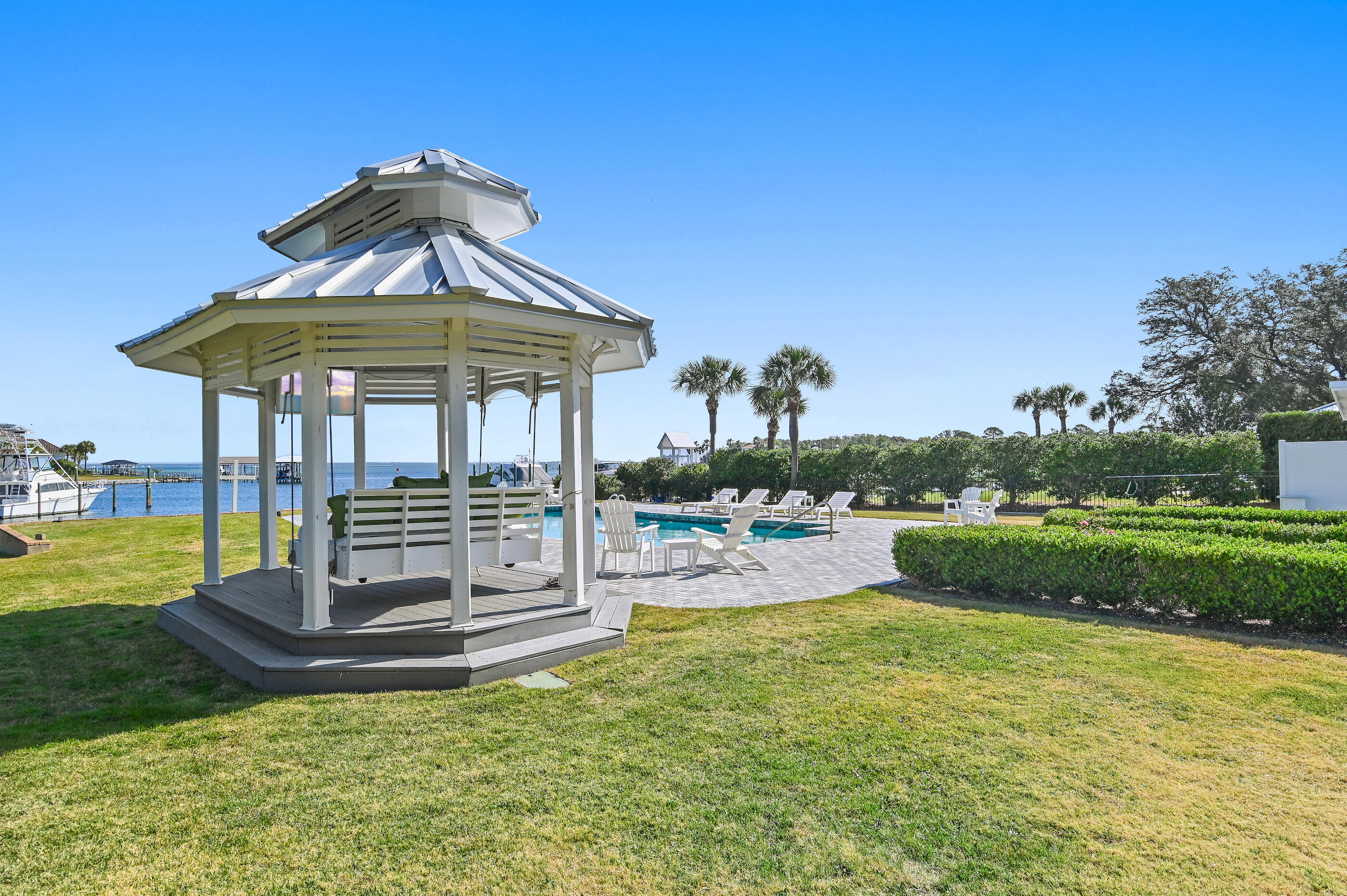 124 Indian Bayou Drive