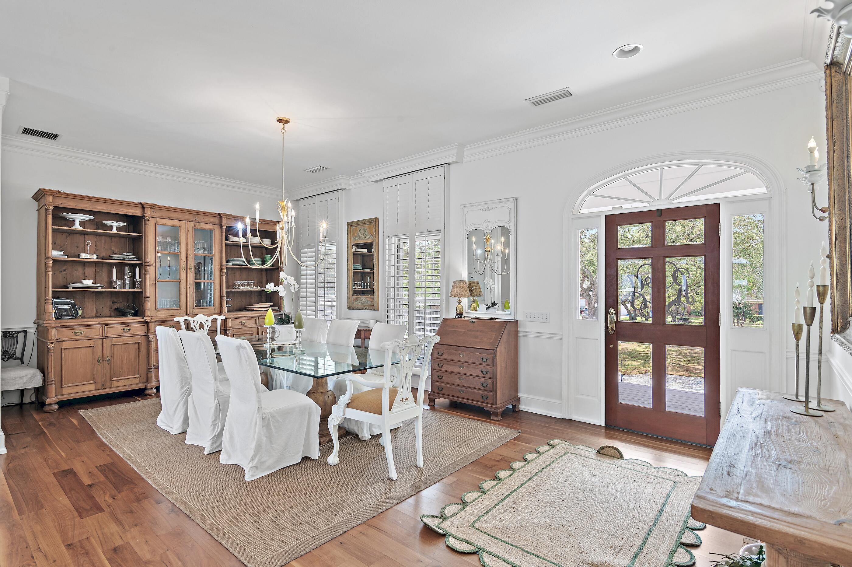 124 Indian Bayou Drive