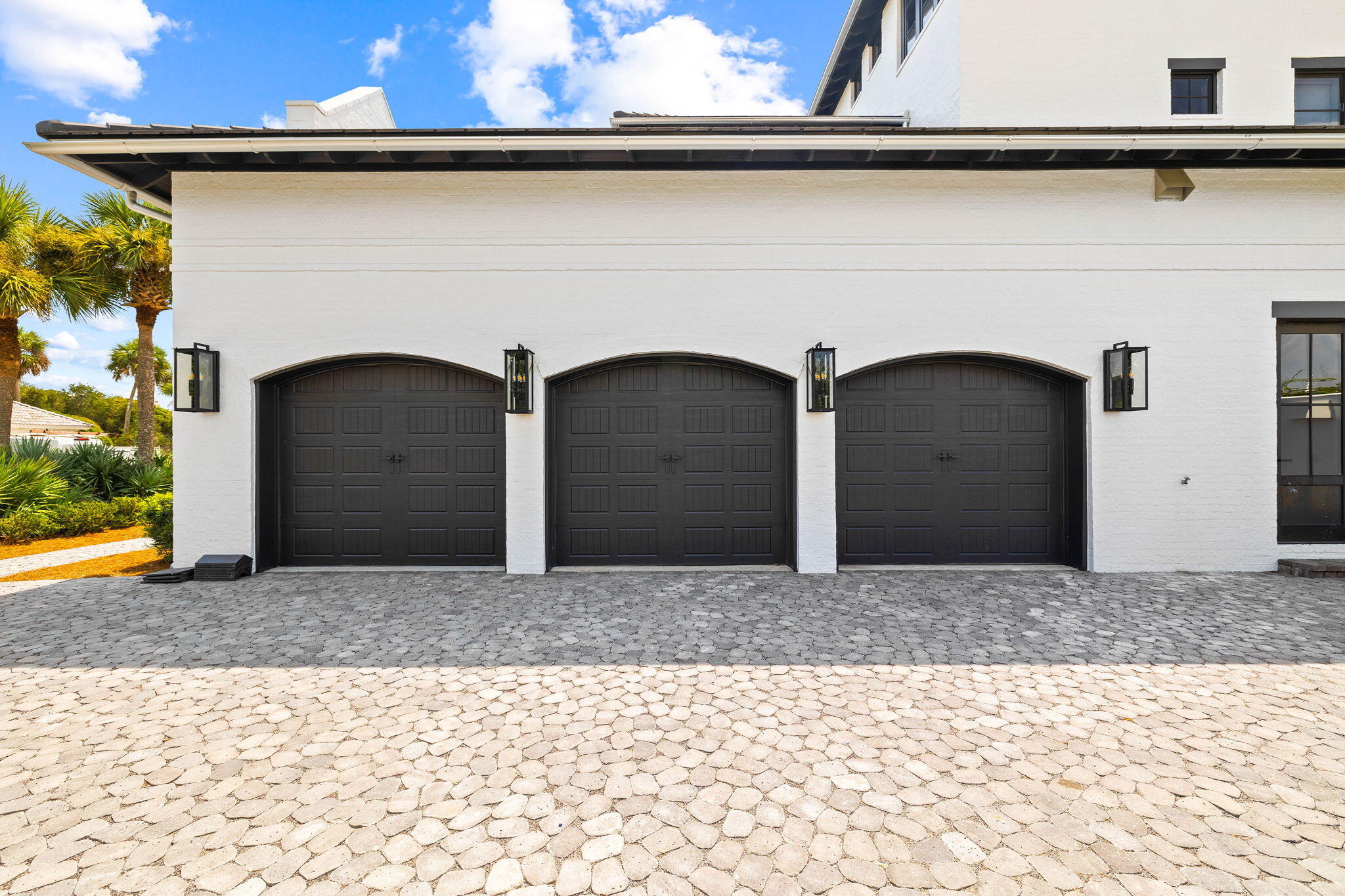 48 Paradise By The Sea Boulevard