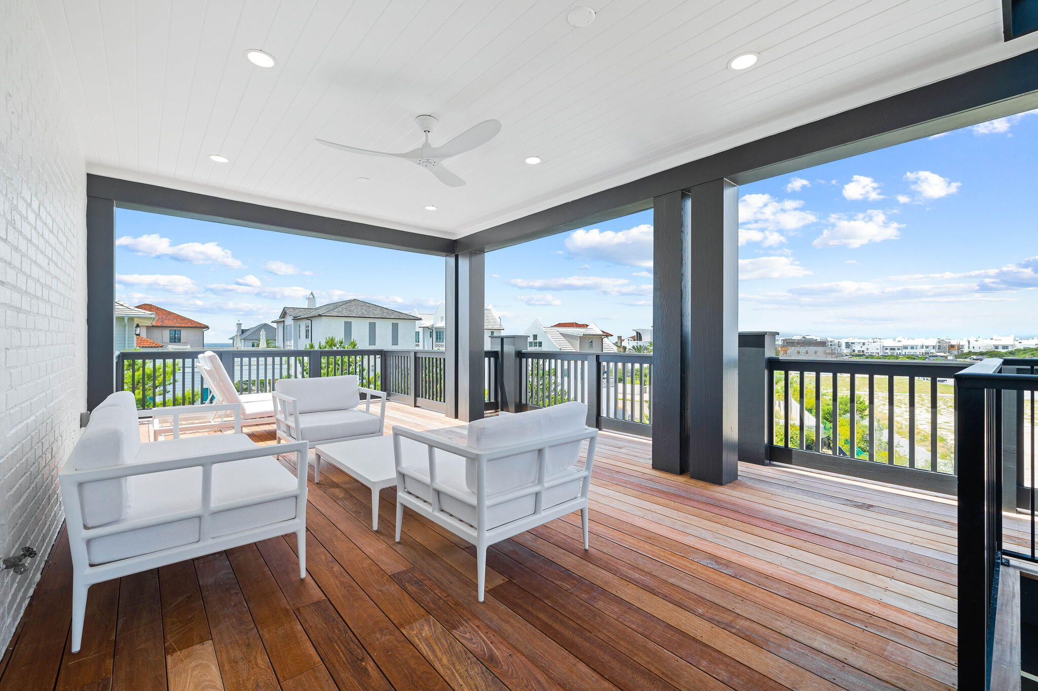 48 Paradise By The Sea Boulevard