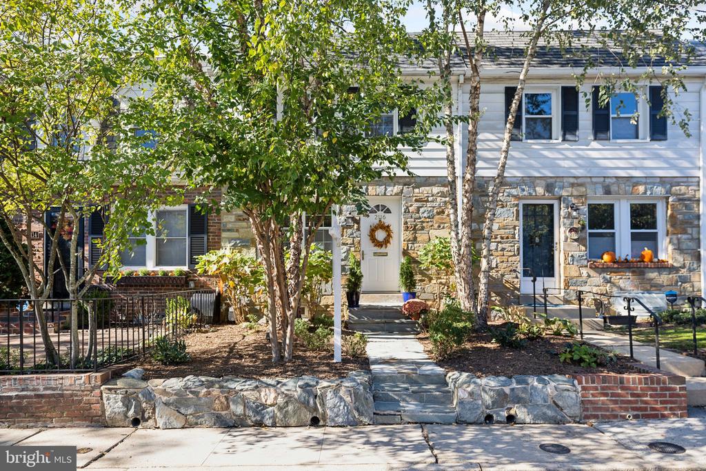 2116 N BRANDYWINE STREET