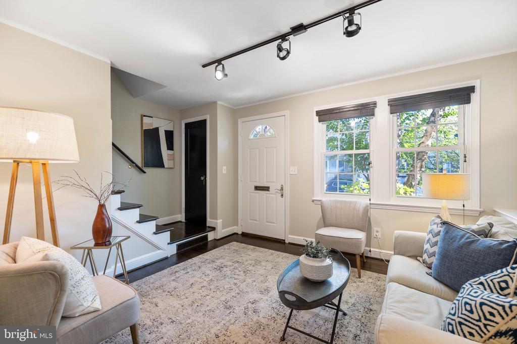 2116 N BRANDYWINE STREET