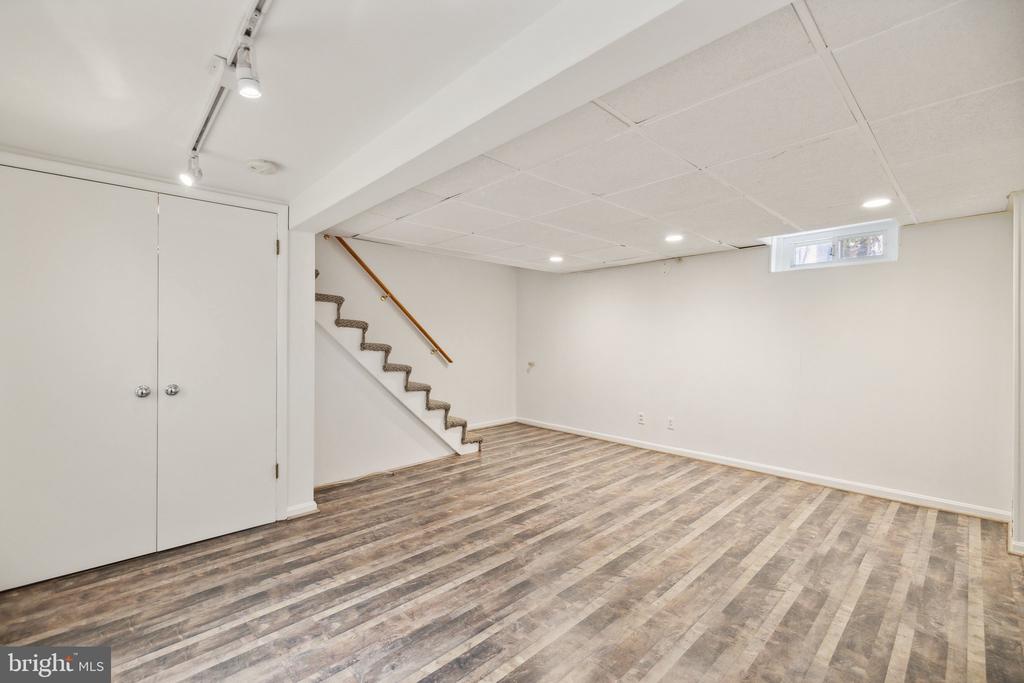 2116 N BRANDYWINE STREET