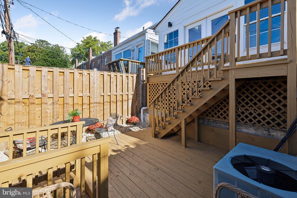 2116 N BRANDYWINE STREET