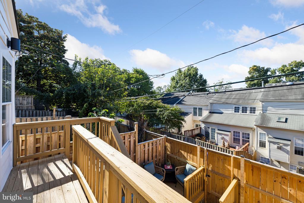2116 N BRANDYWINE STREET
